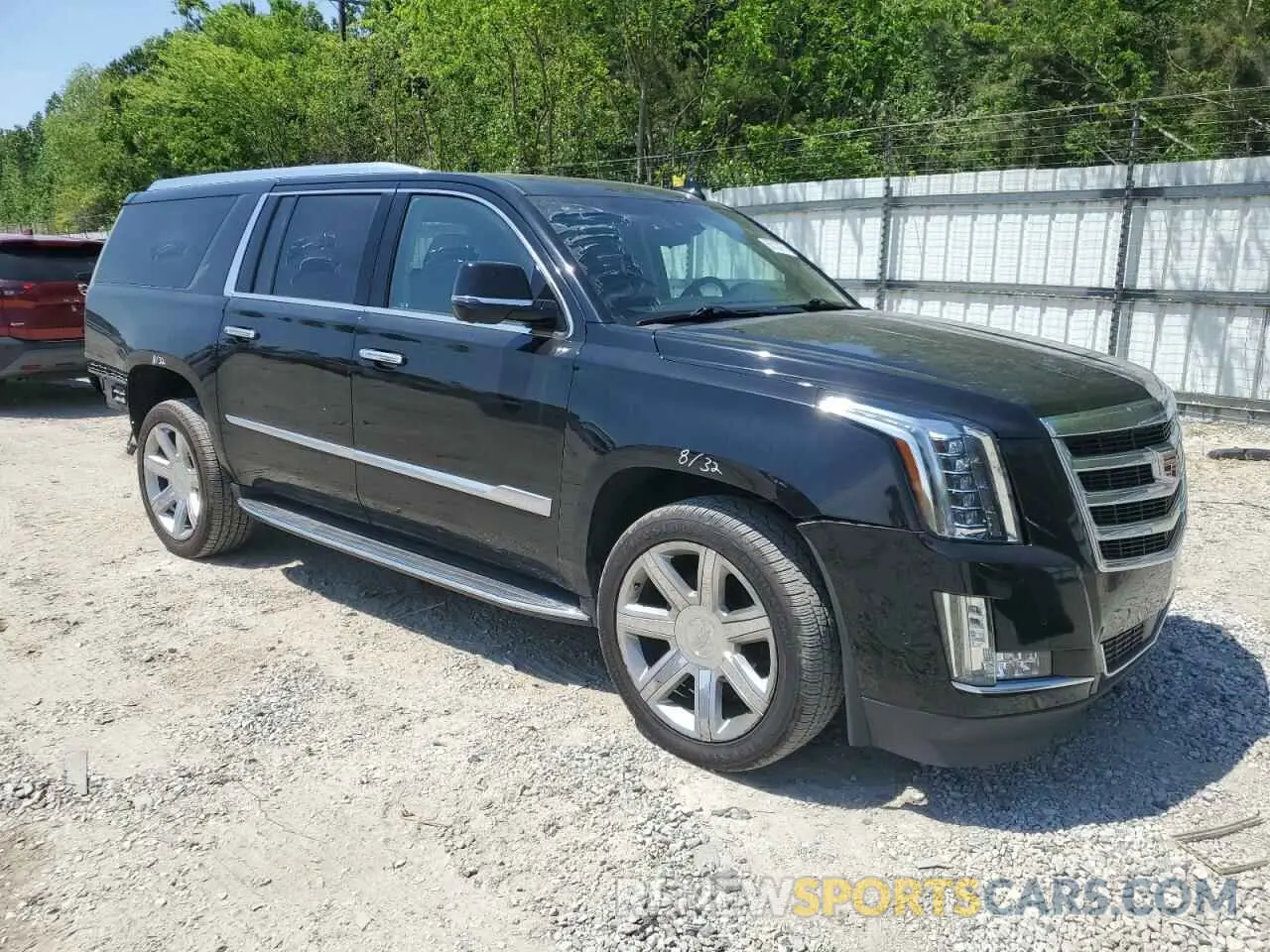 4 fotografías del automóvil dañado 1GYS4JKJ3KR300522 CADILLAC ESCALADE 2019