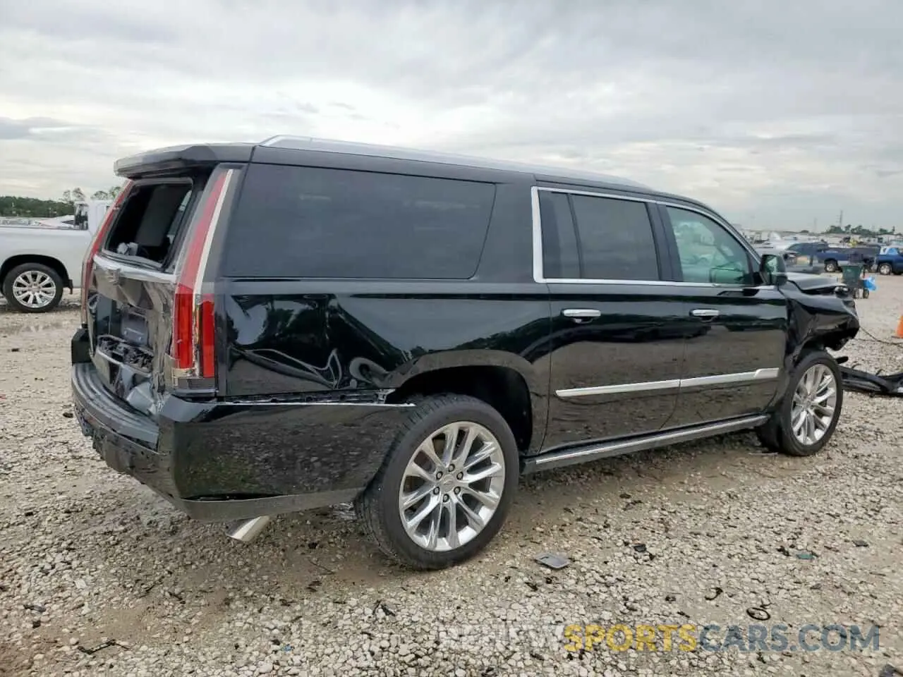 3 fotografías del automóvil dañado 1GYS4JKJ6KR134481 CADILLAC ESCALADE 2019