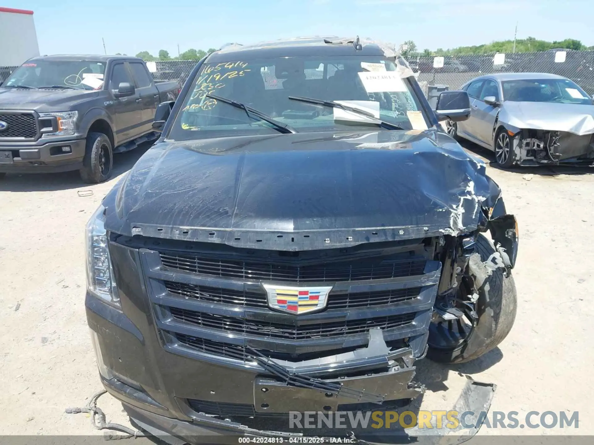 11 fotografías del automóvil dañado 1GYS3BKJ0LR223148 CADILLAC ESCALADE 2020
