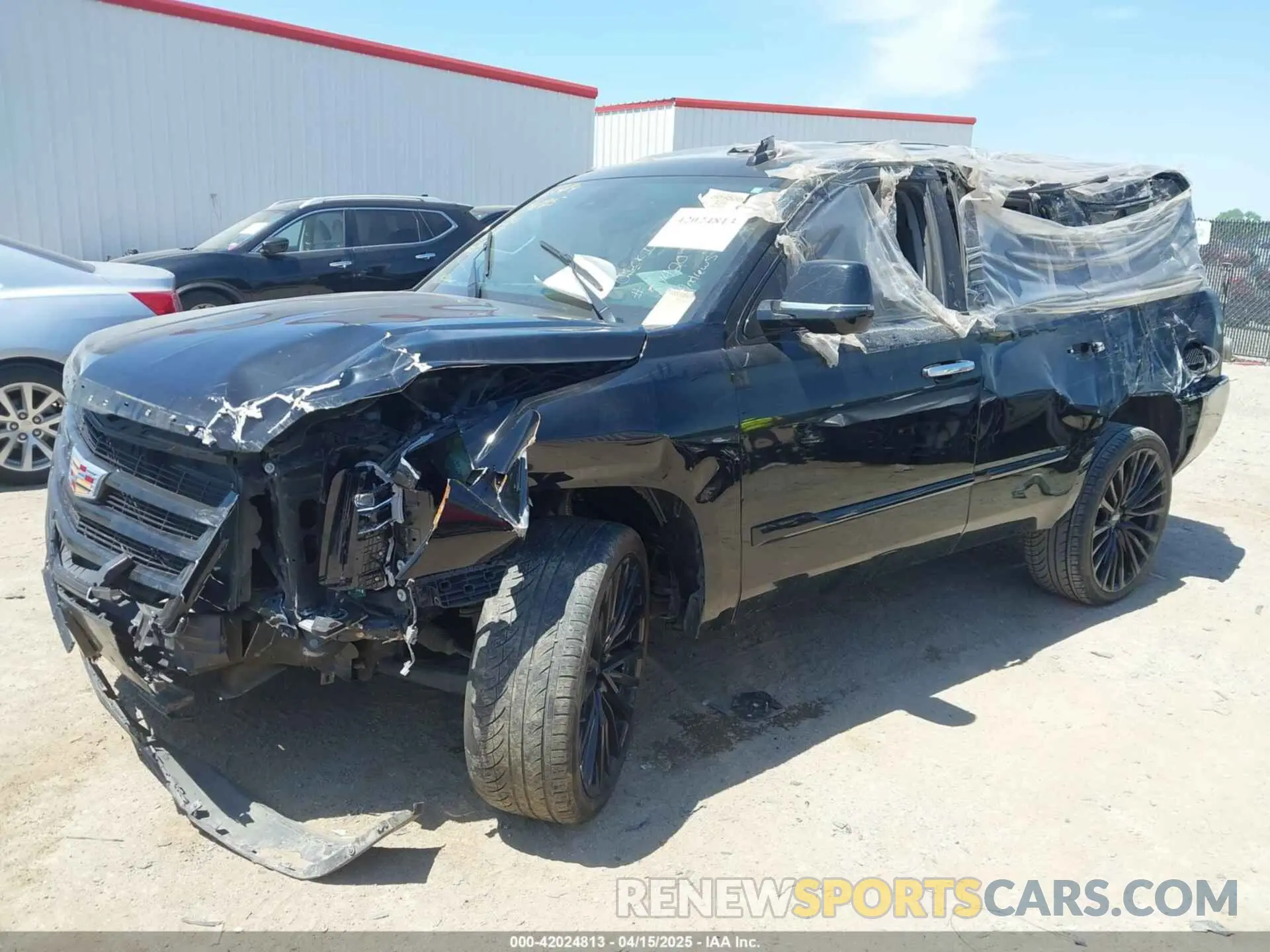 2 fotografías del automóvil dañado 1GYS3BKJ0LR223148 CADILLAC ESCALADE 2020
