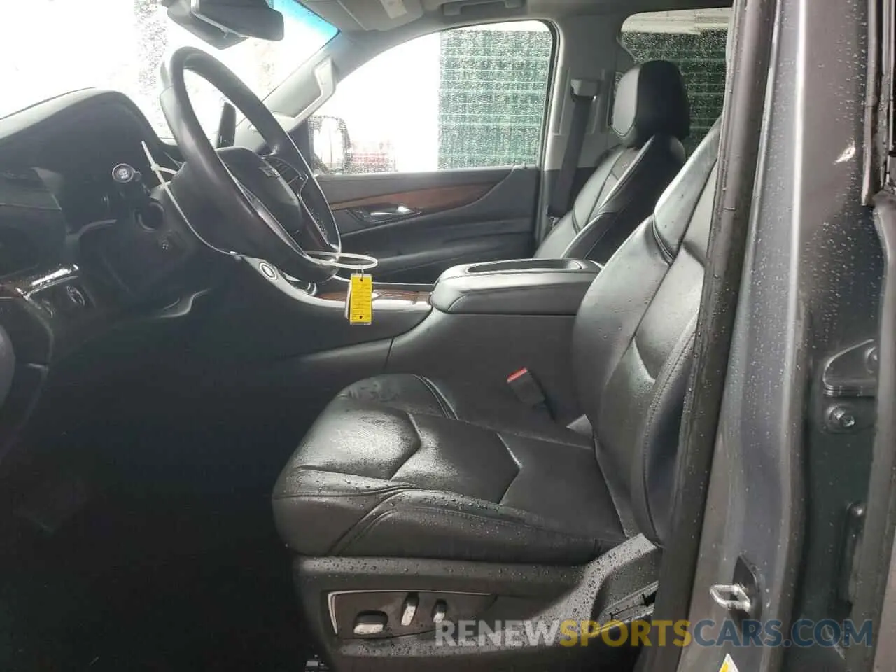 7 fotografías del automóvil dañado 1GYS3HKJ0LR187240 CADILLAC ESCALADE 2020