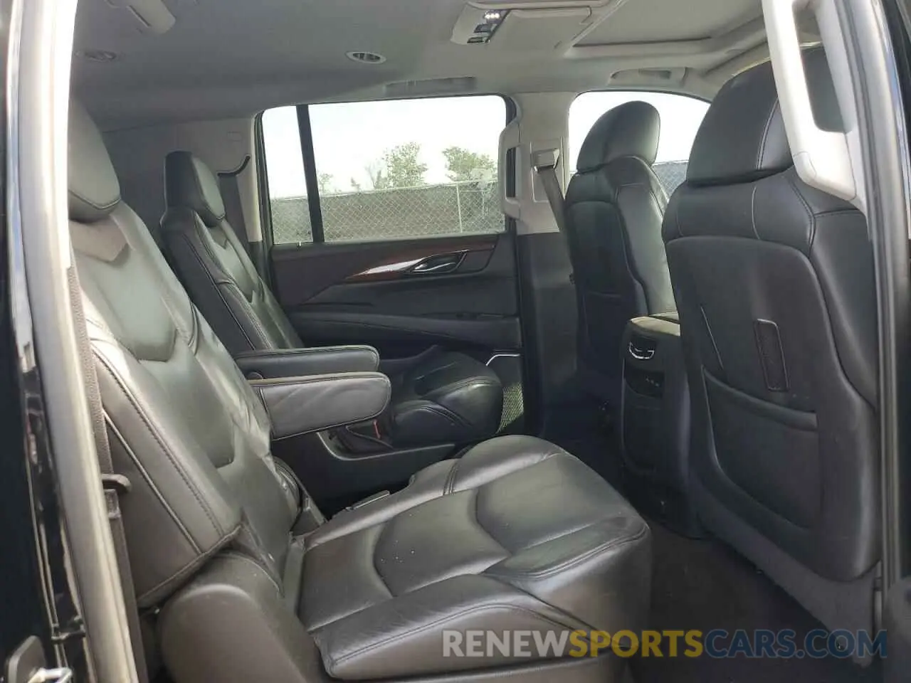 11 fotografías del automóvil dañado 1GYS3HKJ3LR221459 CADILLAC ESCALADE 2020
