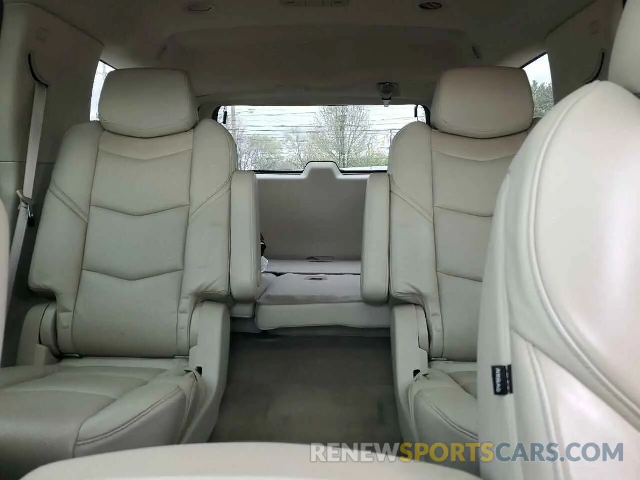 10 fotografías del automóvil dañado 1GYS4CKJ7LR156518 CADILLAC ESCALADE 2020