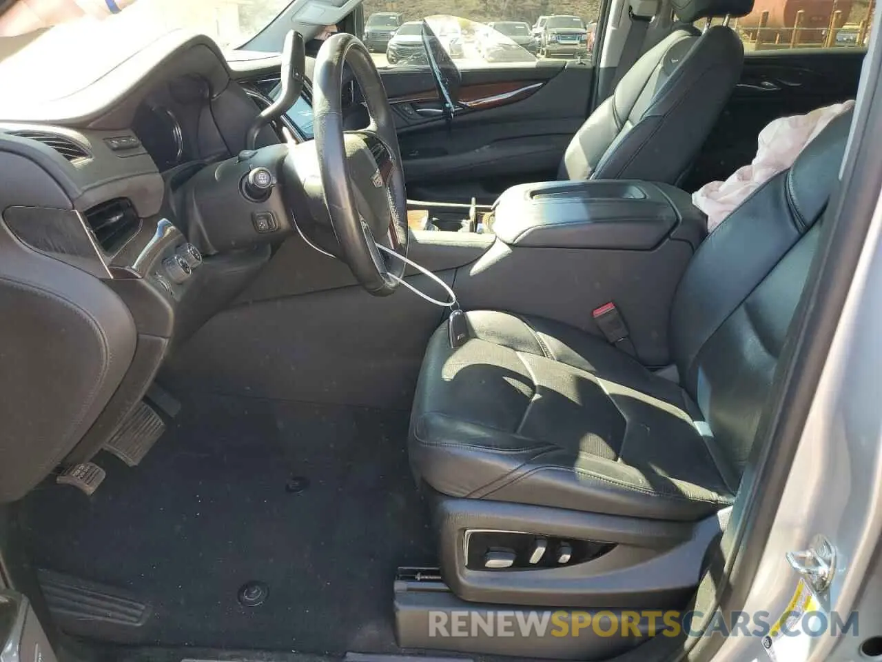 7 fotografías del automóvil dañado 1GYS4HKJ8LR111021 CADILLAC ESCALADE 2020