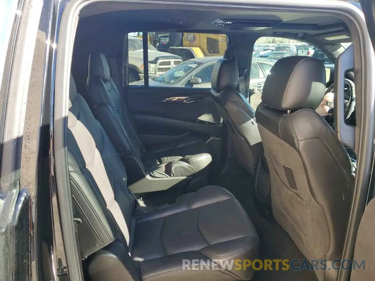 11 fotografías del automóvil dañado 1GYS4KKJ4LR148564 CADILLAC ESCALADE 2020