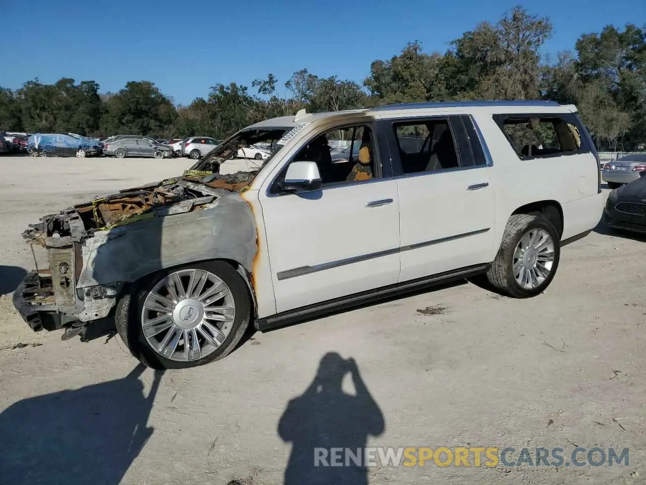 1 fotografías del automóvil dañado 1GYS4KKJ6LR180920 CADILLAC ESCALADE 2020