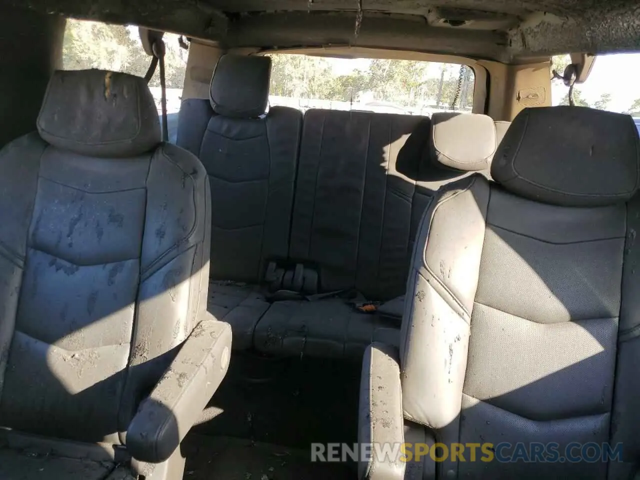 10 fotografías del automóvil dañado 1GYS4KKJ6LR180920 CADILLAC ESCALADE 2020