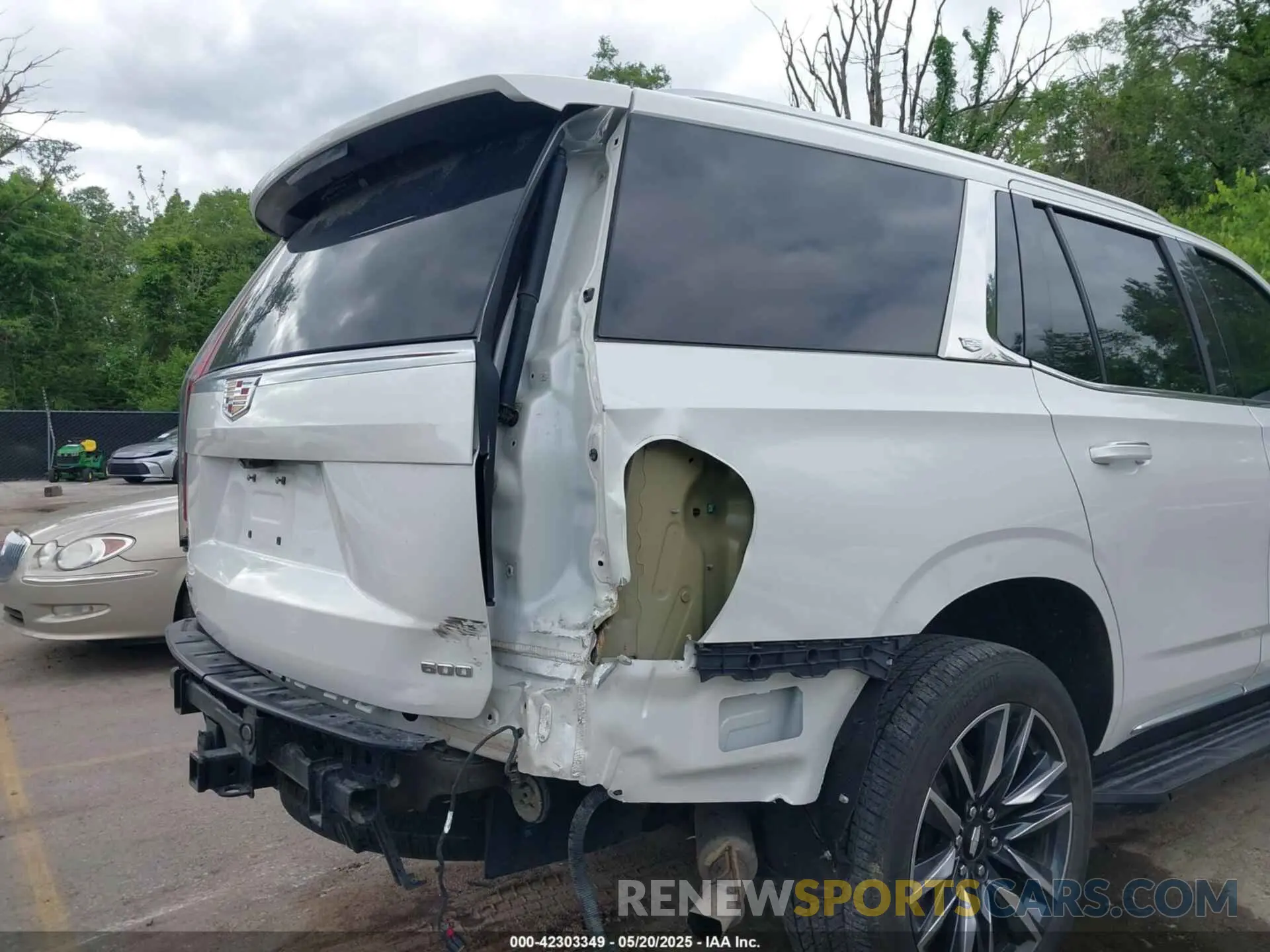 6 fotografías del automóvil dañado 1GYS3BKL6MR345239 CADILLAC ESCALADE 2021