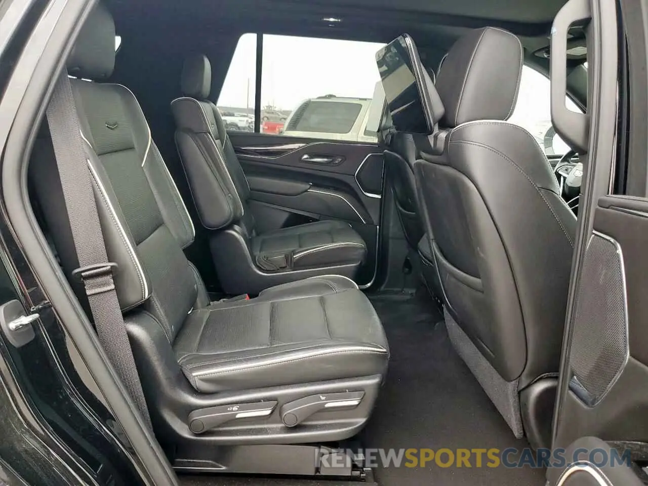 10 fotografías del automóvil dañado 1GYS3FKL4MR282066 CADILLAC ESCALADE 2021