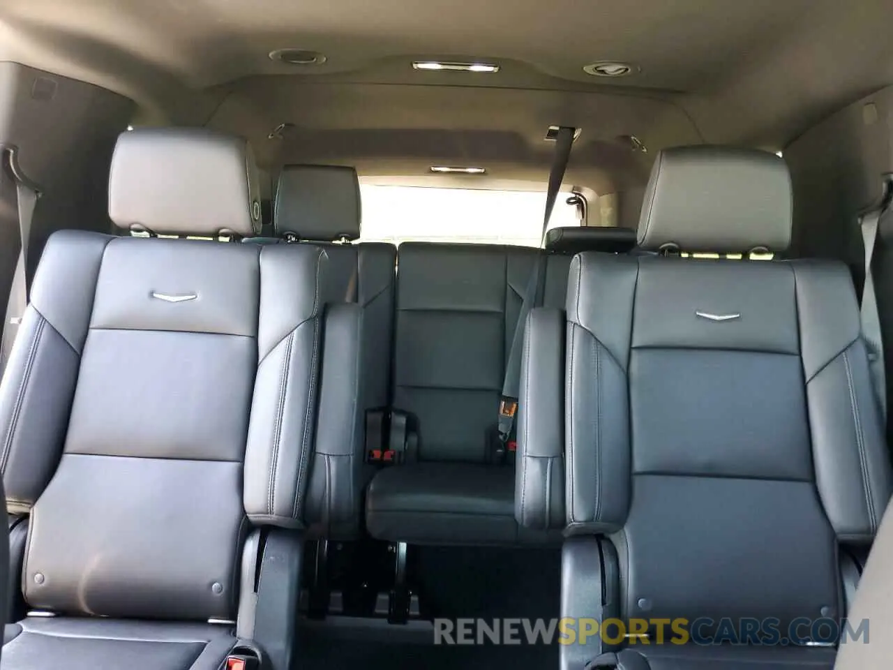 10 fotografías del automóvil dañado 1GYS3JKL6MR386853 CADILLAC ESCALADE 2021