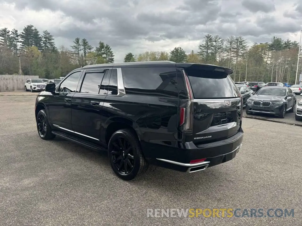 3 fotografías del automóvil dañado 1GYS3MKL5MR365333 CADILLAC ESCALADE 2021