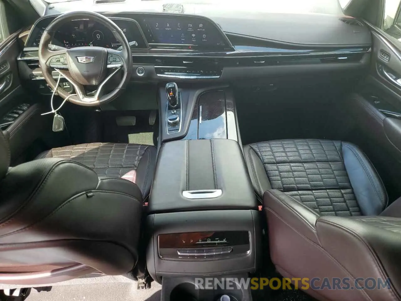 8 fotografías del automóvil dañado 1GYS3RKL3MR279550 CADILLAC ESCALADE 2021