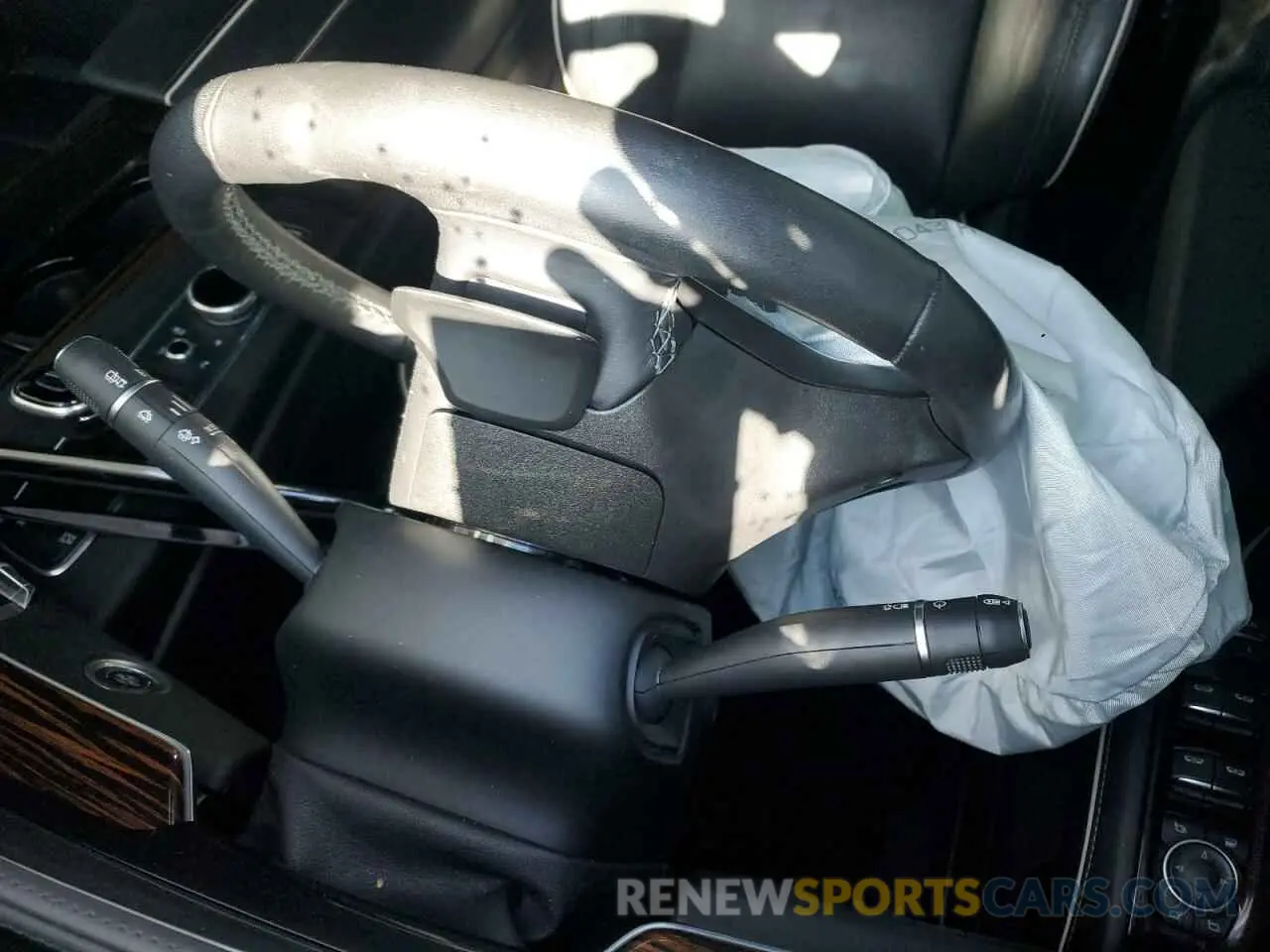 8 fotografías del automóvil dañado 1GYS4CKL6MR486671 CADILLAC ESCALADE 2021