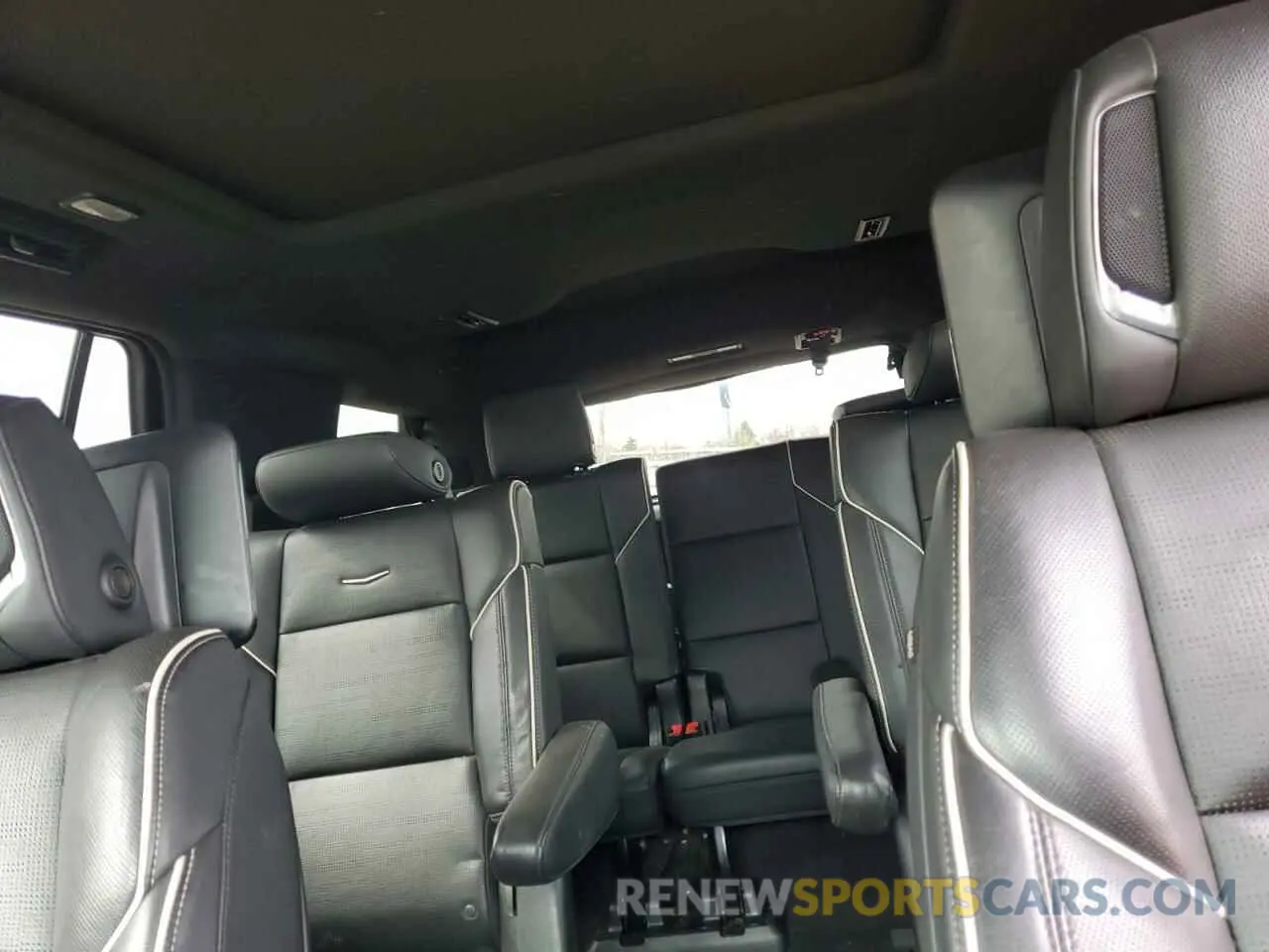 10 fotografías del automóvil dañado 1GYS4FKL0MR408940 CADILLAC ESCALADE 2021