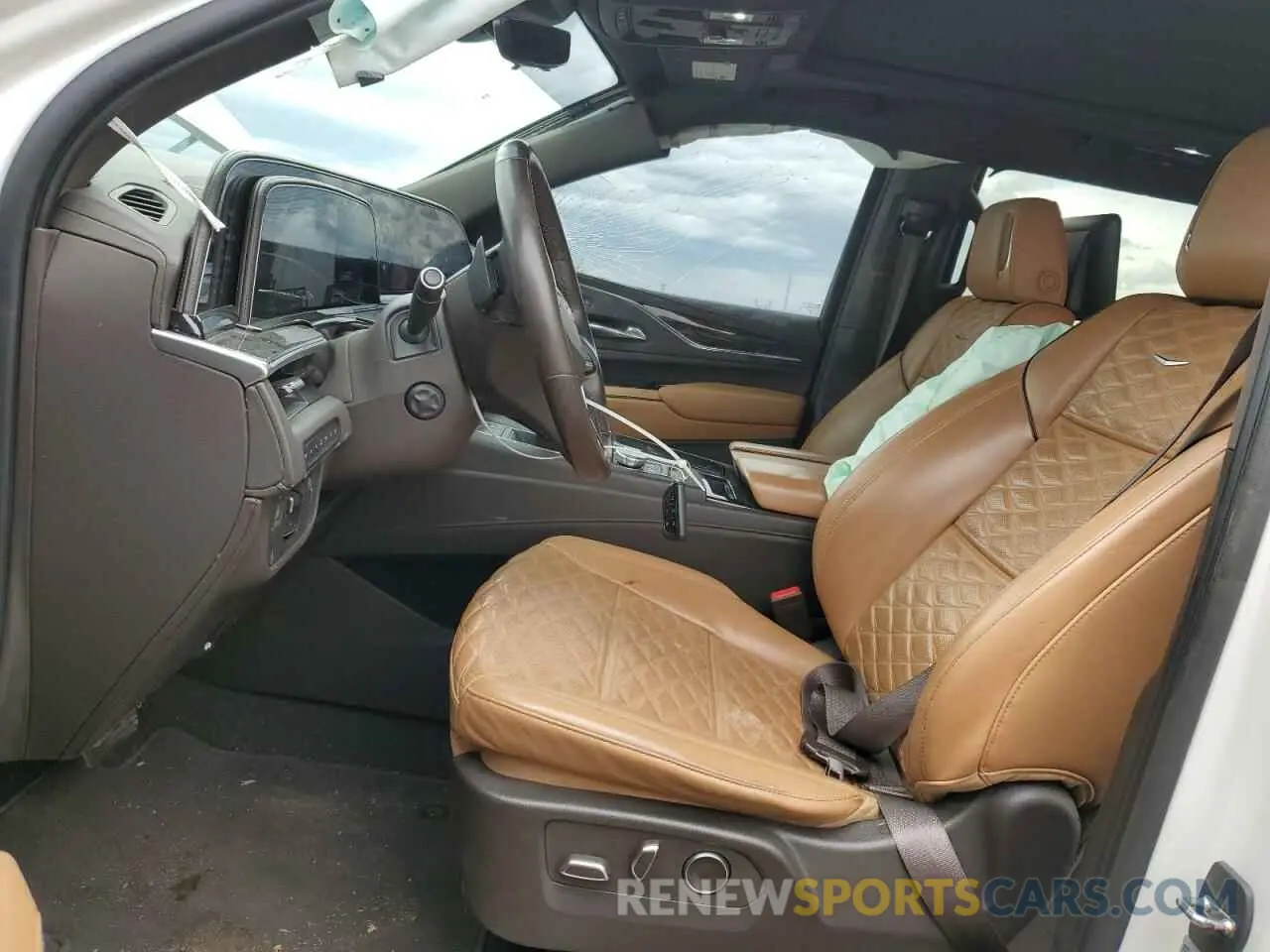 7 fotografías del automóvil dañado 1GYS4FKL7MR230847 CADILLAC ESCALADE 2021