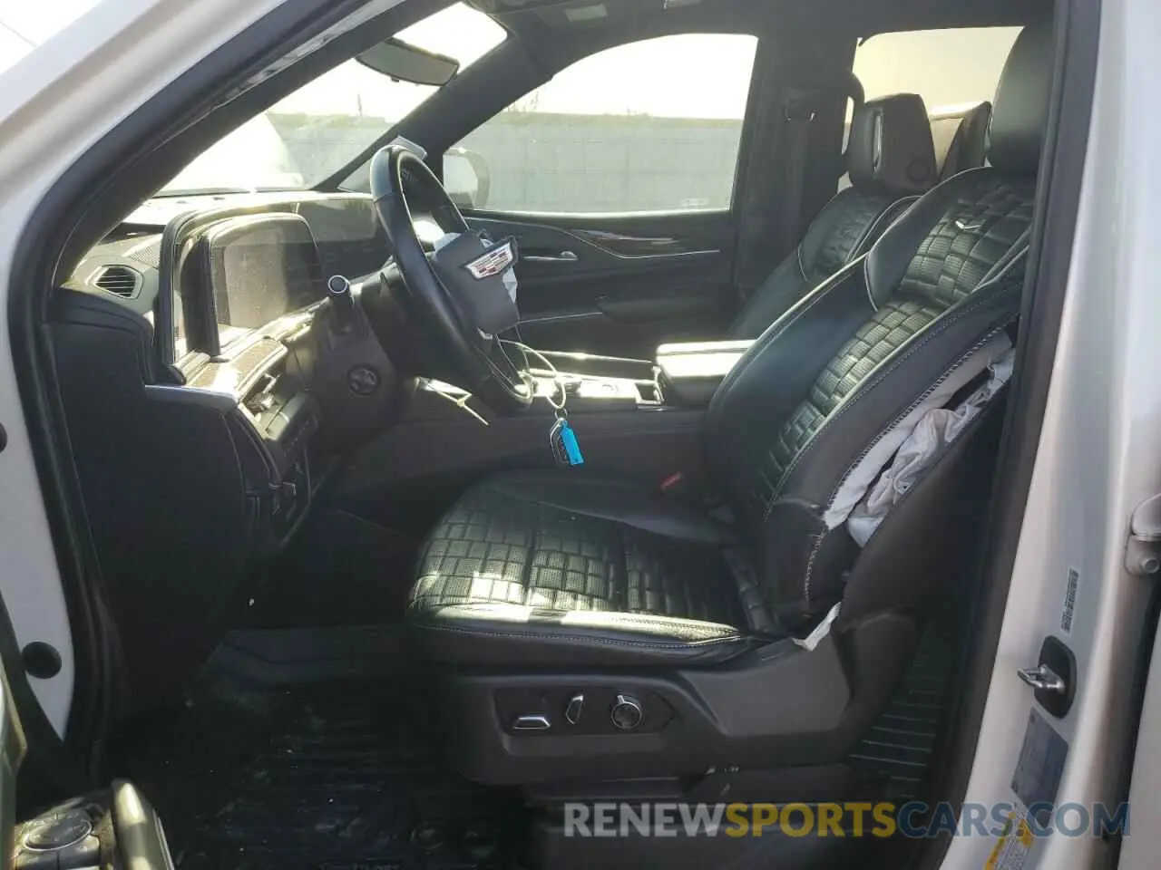 7 fotografías del automóvil dañado 1GYS4GKL6MR370927 CADILLAC ESCALADE 2021