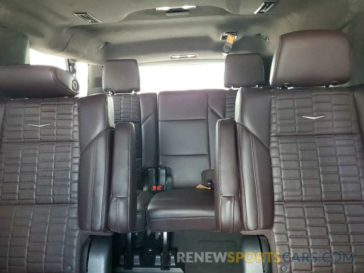 10 fotografías del automóvil dañado 1GYS4MKL5MR384302 CADILLAC ESCALADE 2021