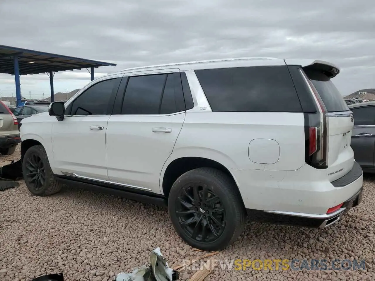 2 fotografías del automóvil dañado 1GYS4CKL9NR174376 CADILLAC ESCALADE 2022
