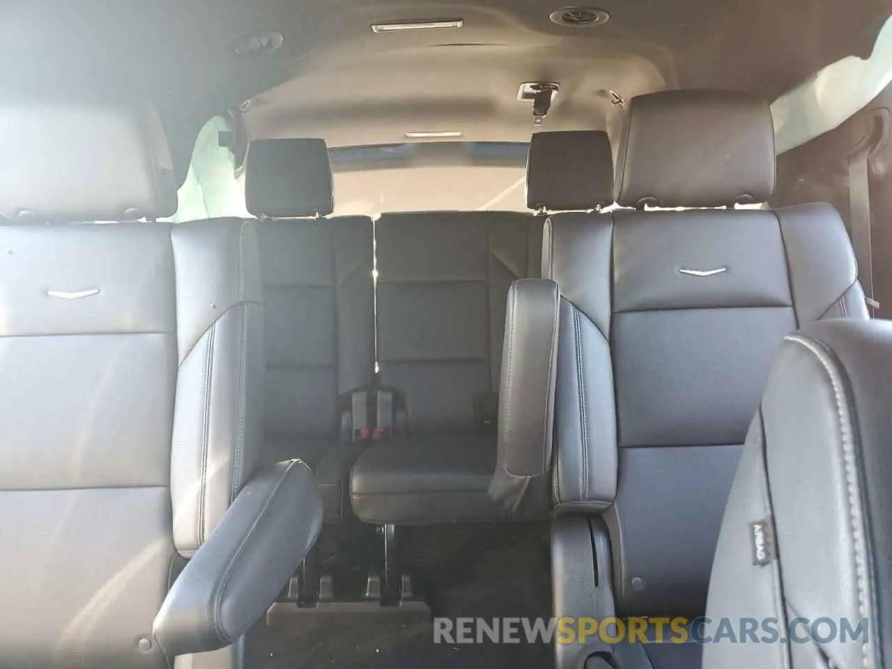 10 fotografías del automóvil dañado 1GYS3JKL6PR292153 CADILLAC ESCALADE 2023
