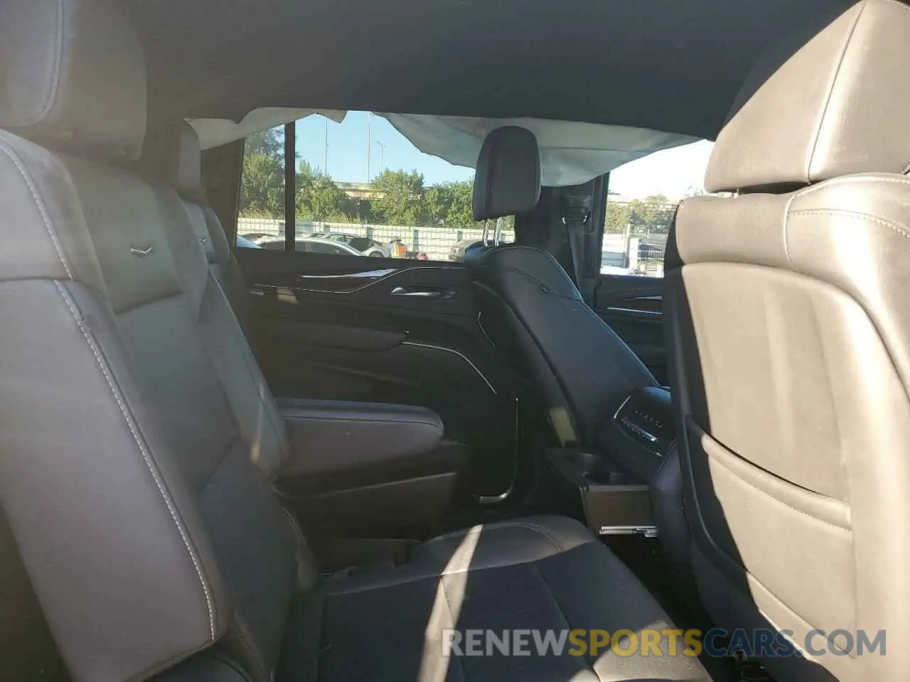 11 fotografías del automóvil dañado 1GYS3JKL6PR292153 CADILLAC ESCALADE 2023