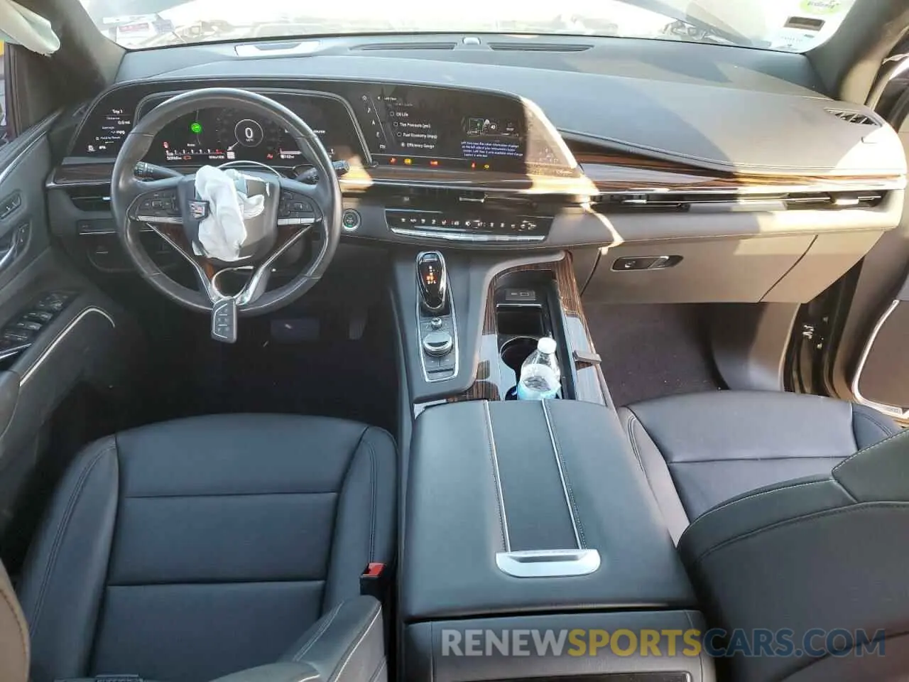 8 fotografías del automóvil dañado 1GYS3JKL6PR292153 CADILLAC ESCALADE 2023