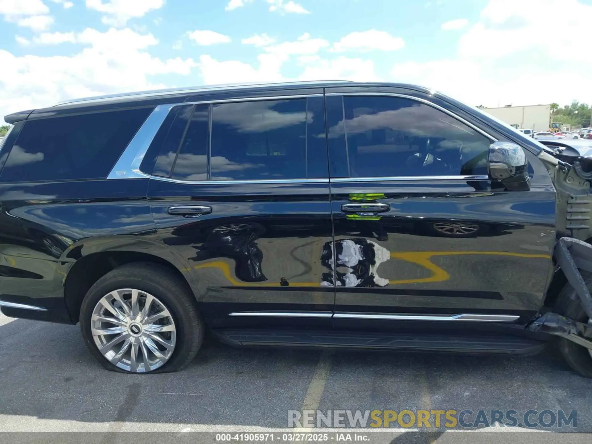 14 fotografías del automóvil dañado 1GYS4BKL4PR236070 CADILLAC ESCALADE 2023