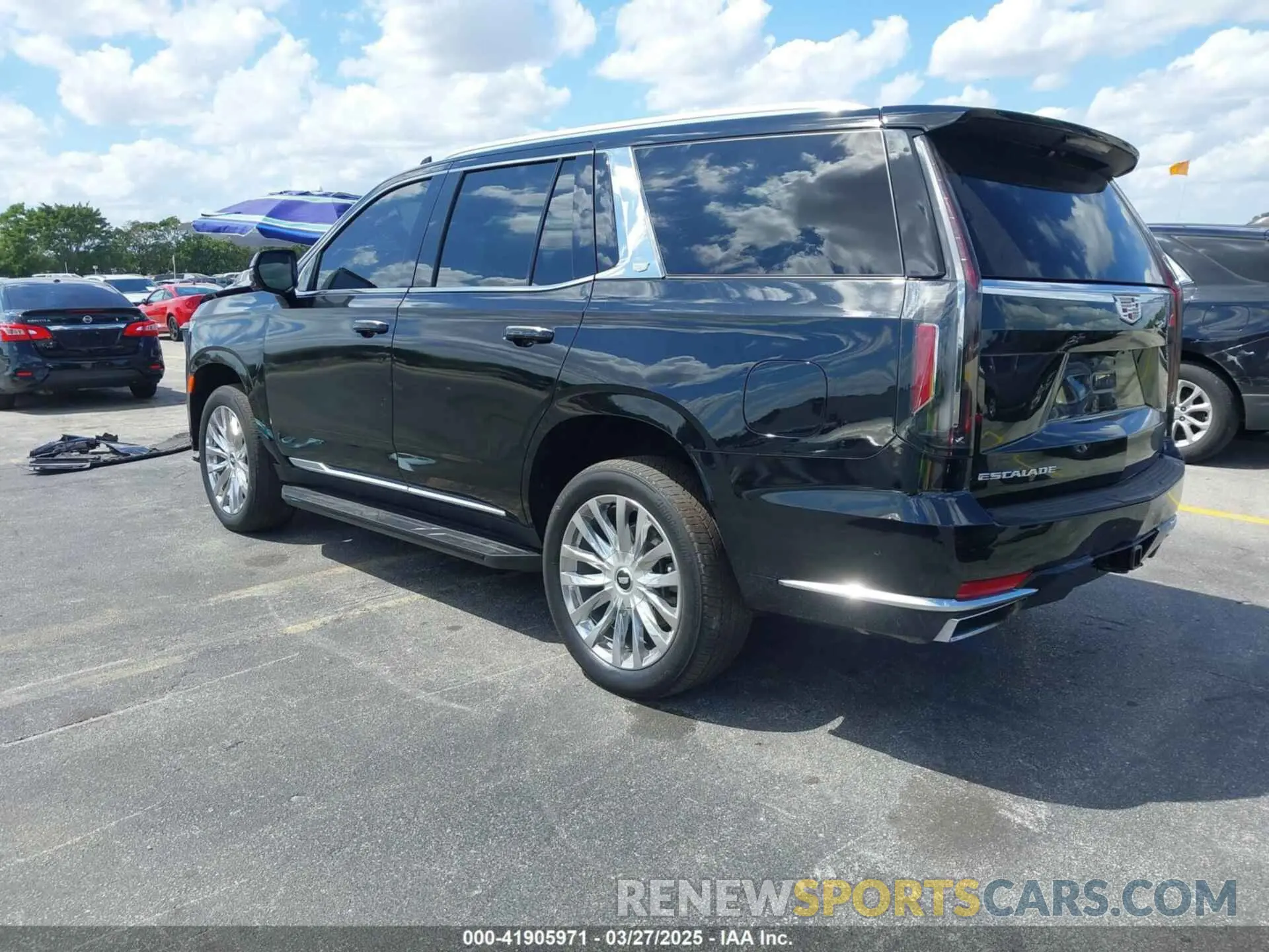 3 fotografías del automóvil dañado 1GYS4BKL4PR236070 CADILLAC ESCALADE 2023