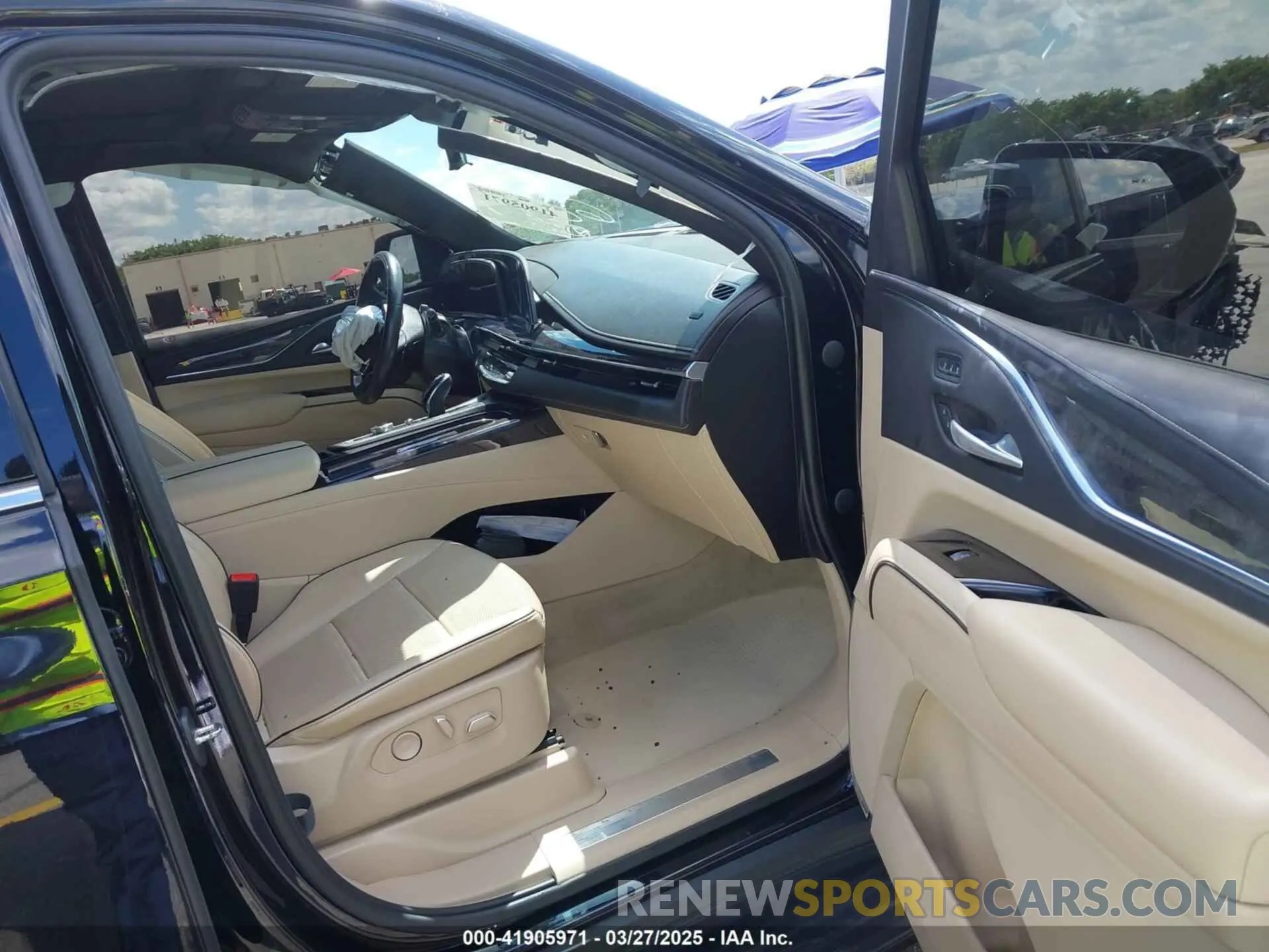 5 fotografías del automóvil dañado 1GYS4BKL4PR236070 CADILLAC ESCALADE 2023
