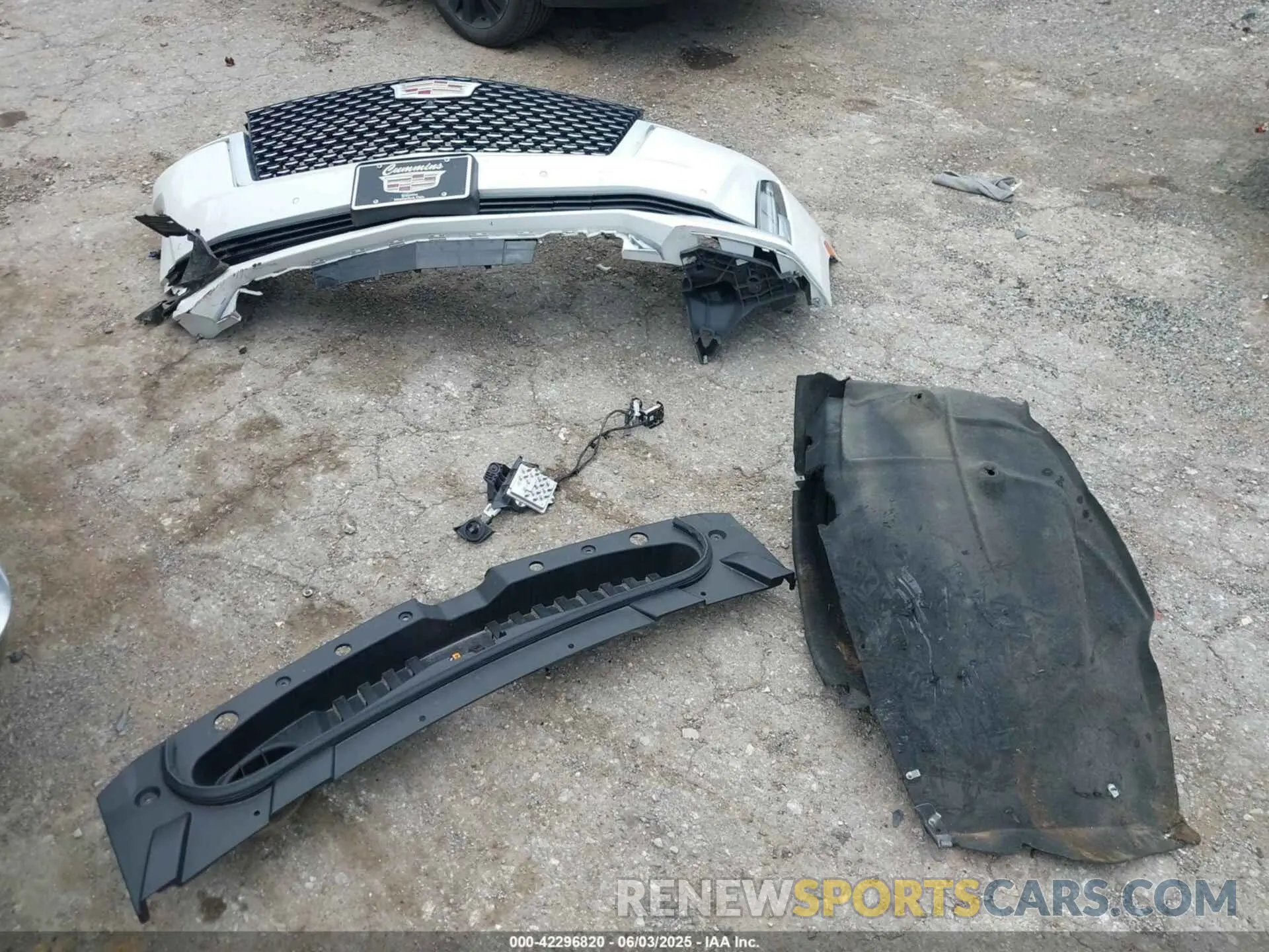 12 fotografías del automóvil dañado 1GYS4BKL5PR512191 CADILLAC ESCALADE 2023