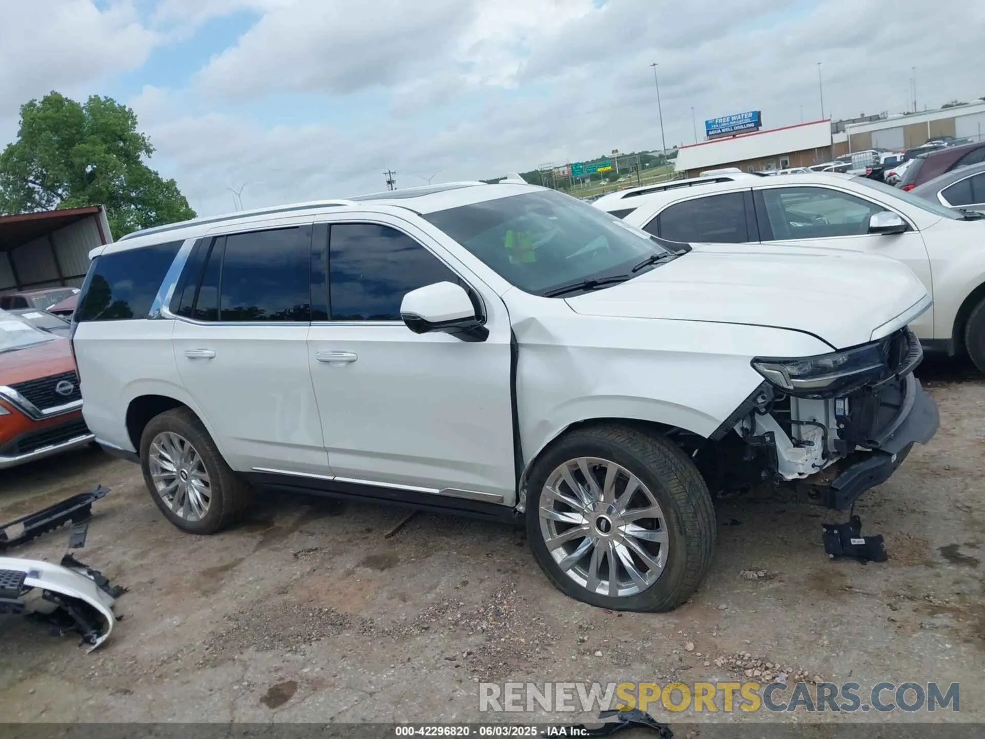 14 fotografías del automóvil dañado 1GYS4BKL5PR512191 CADILLAC ESCALADE 2023
