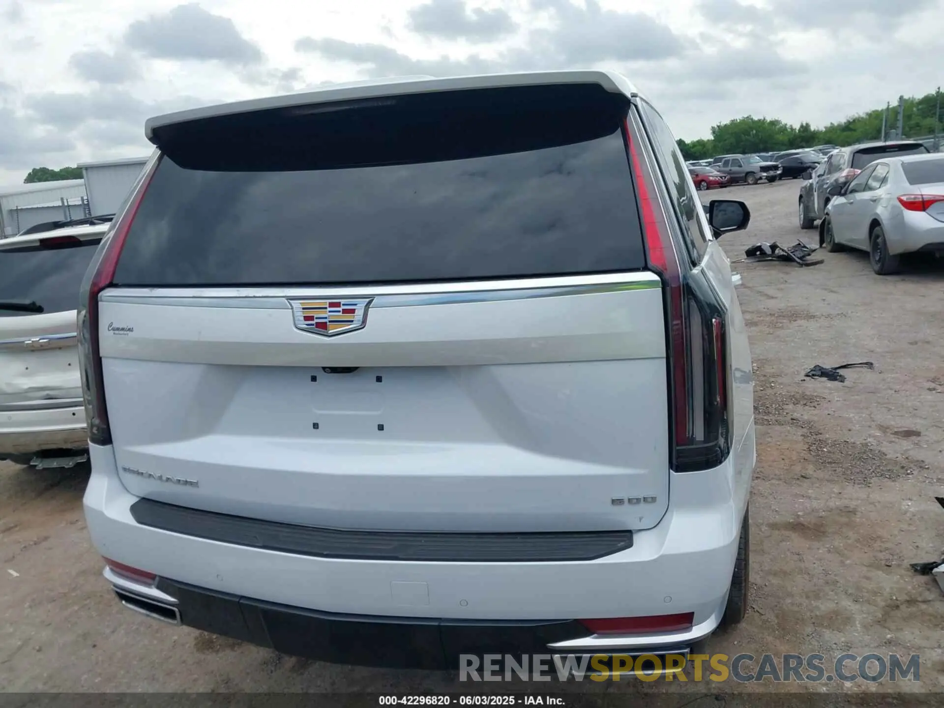 17 fotografías del automóvil dañado 1GYS4BKL5PR512191 CADILLAC ESCALADE 2023
