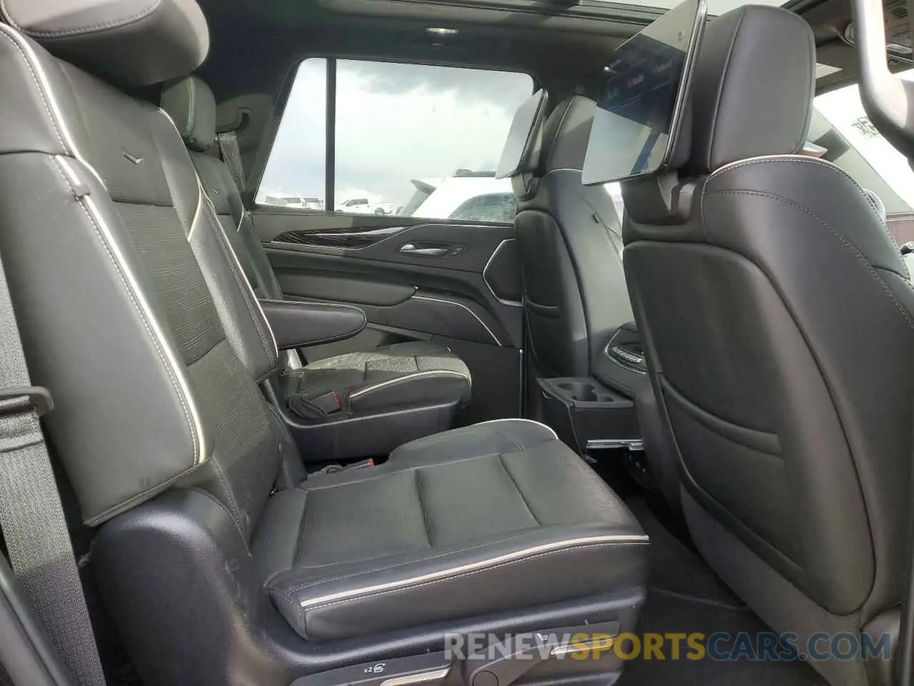 11 fotografías del automóvil dañado 1GYS4EKL5PR215097 CADILLAC ESCALADE 2023