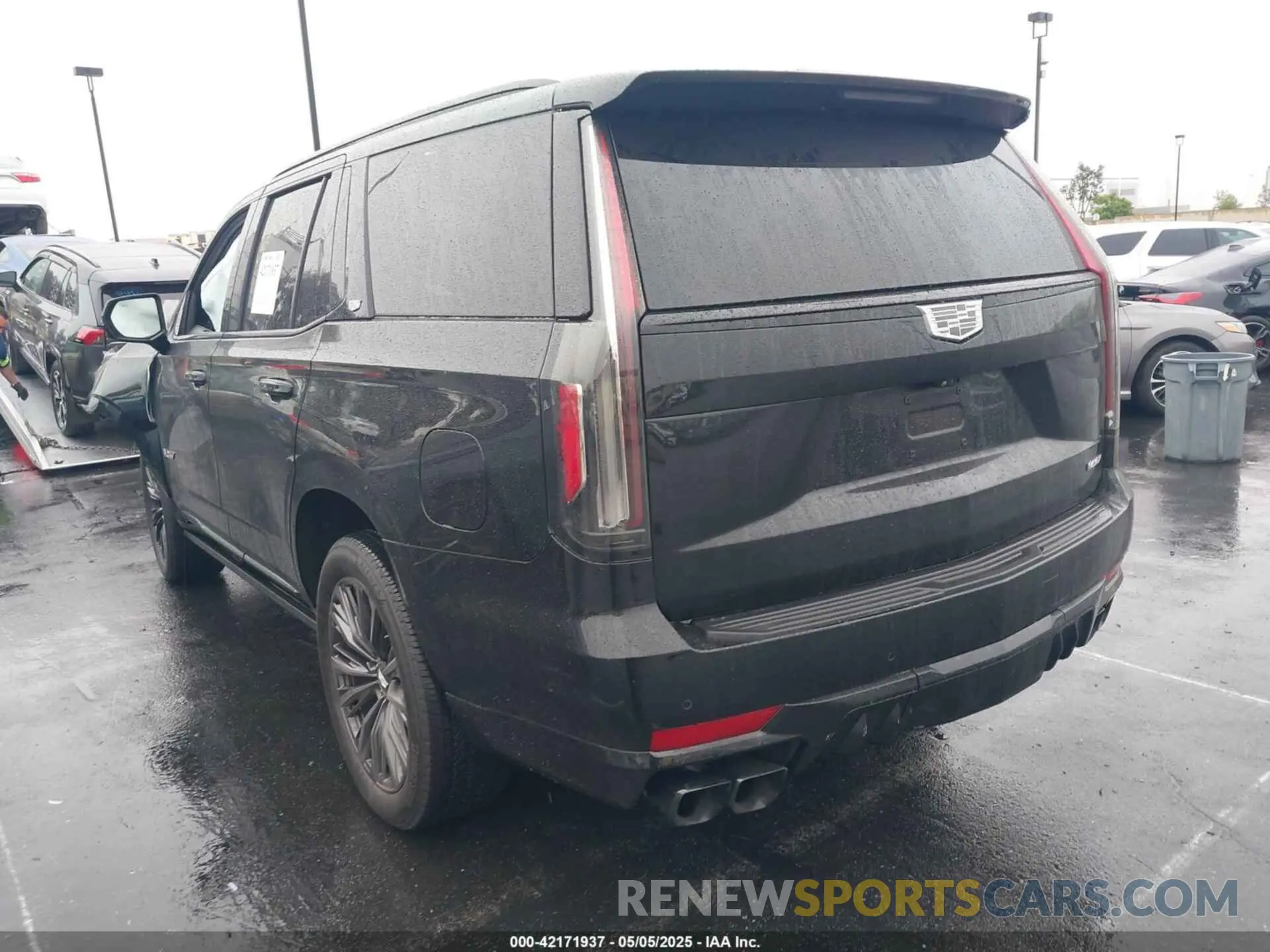 3 fotografías del automóvil dañado 1GYS4HK97PR524995 CADILLAC ESCALADE 2023