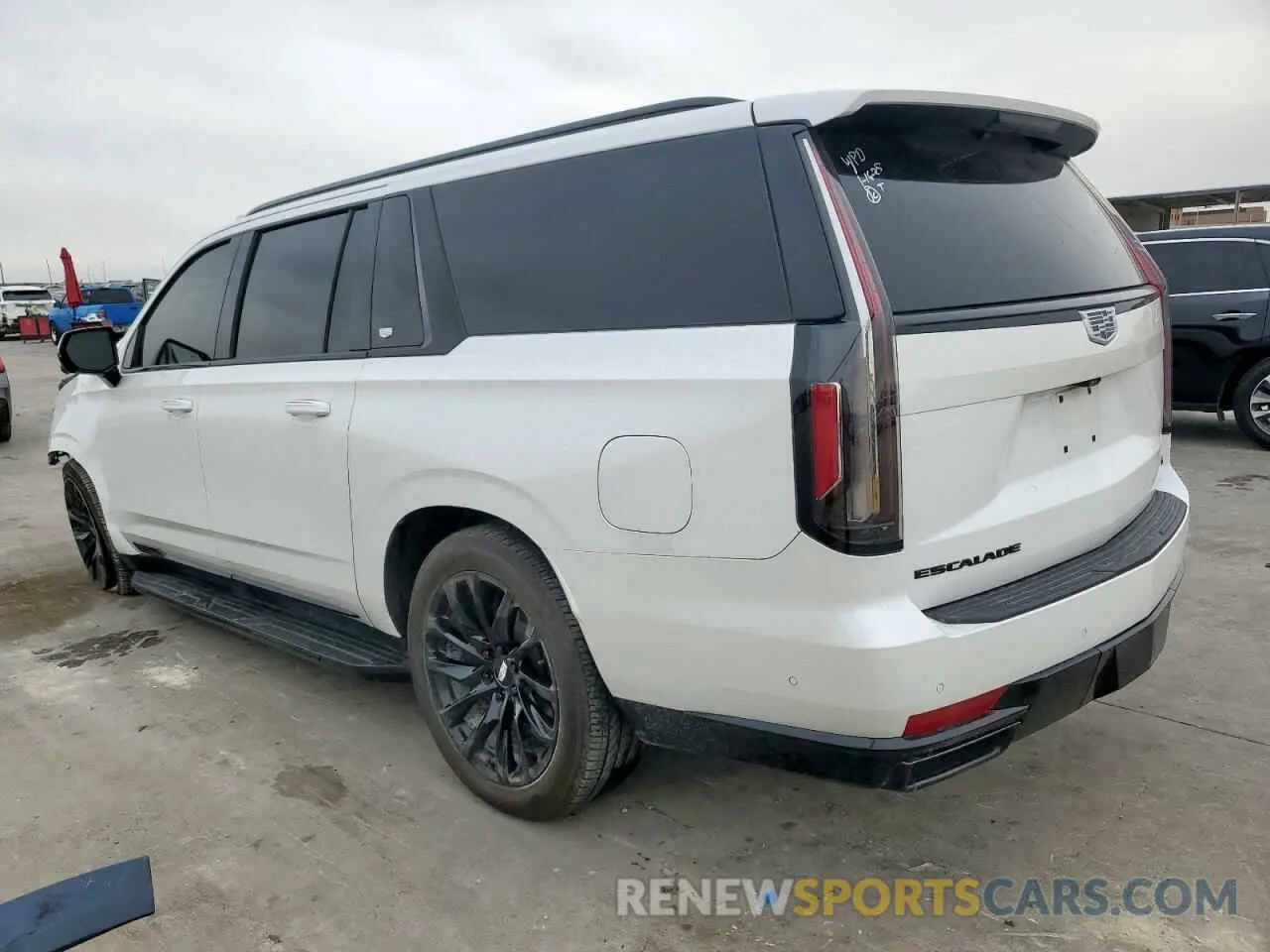 2 fotografías del automóvil dañado 1GYS4RKL1PR358913 CADILLAC ESCALADE 2023