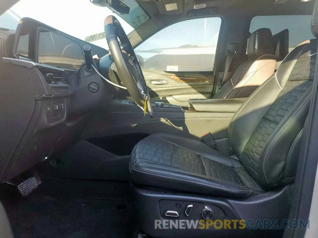 7 fotografías del automóvil dañado 1GYS4RKL1PR358913 CADILLAC ESCALADE 2023
