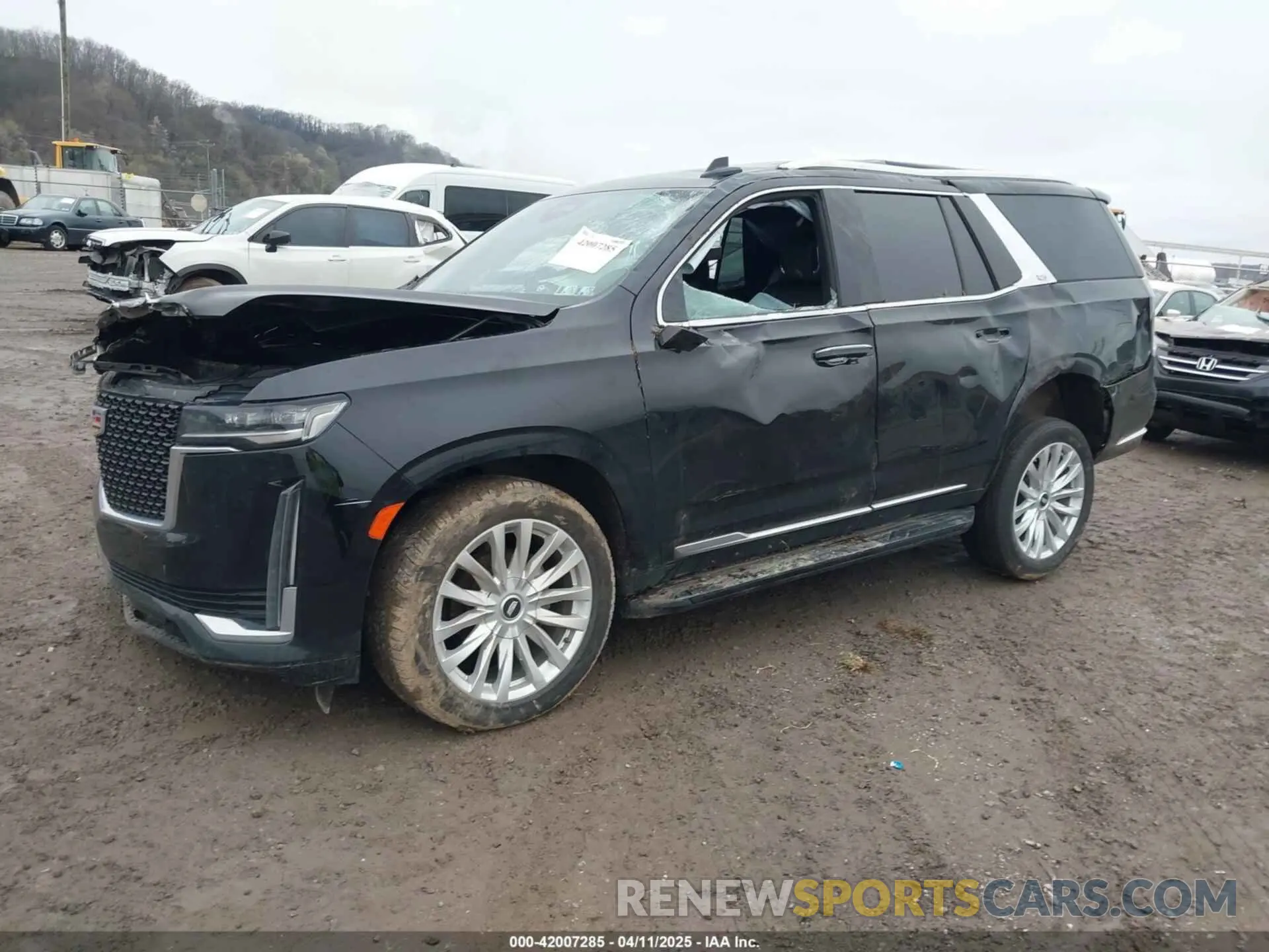 2 fotografías del automóvil dañado 1GYS4AKLXRR116951 CADILLAC ESCALADE 2024