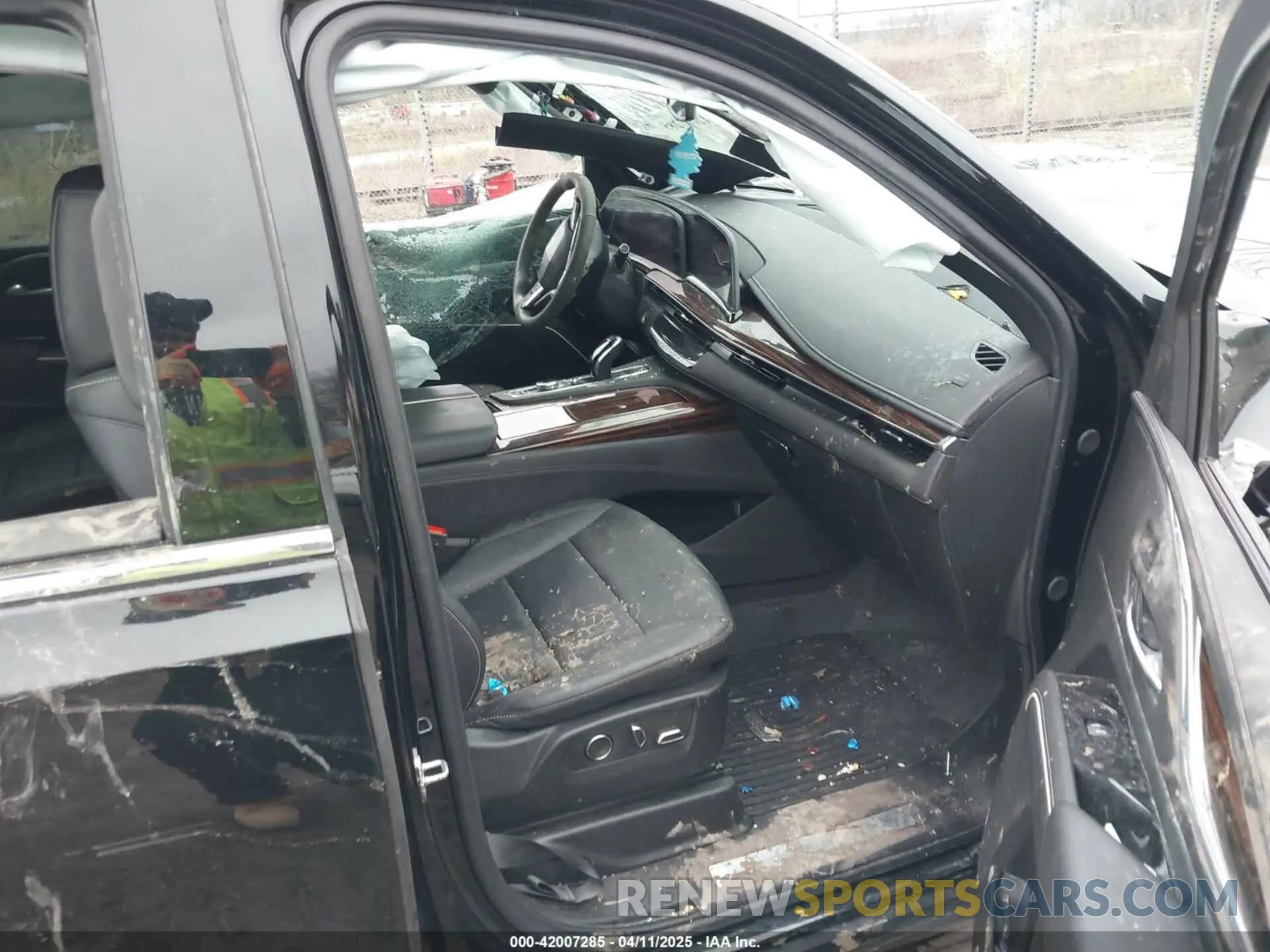 5 fotografías del automóvil dañado 1GYS4AKLXRR116951 CADILLAC ESCALADE 2024