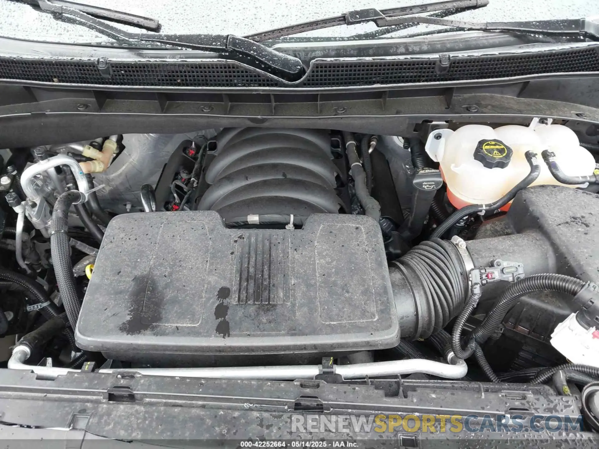 10 fotografías del automóvil dañado 1GYS4EKL1RR351567 CADILLAC ESCALADE 2024