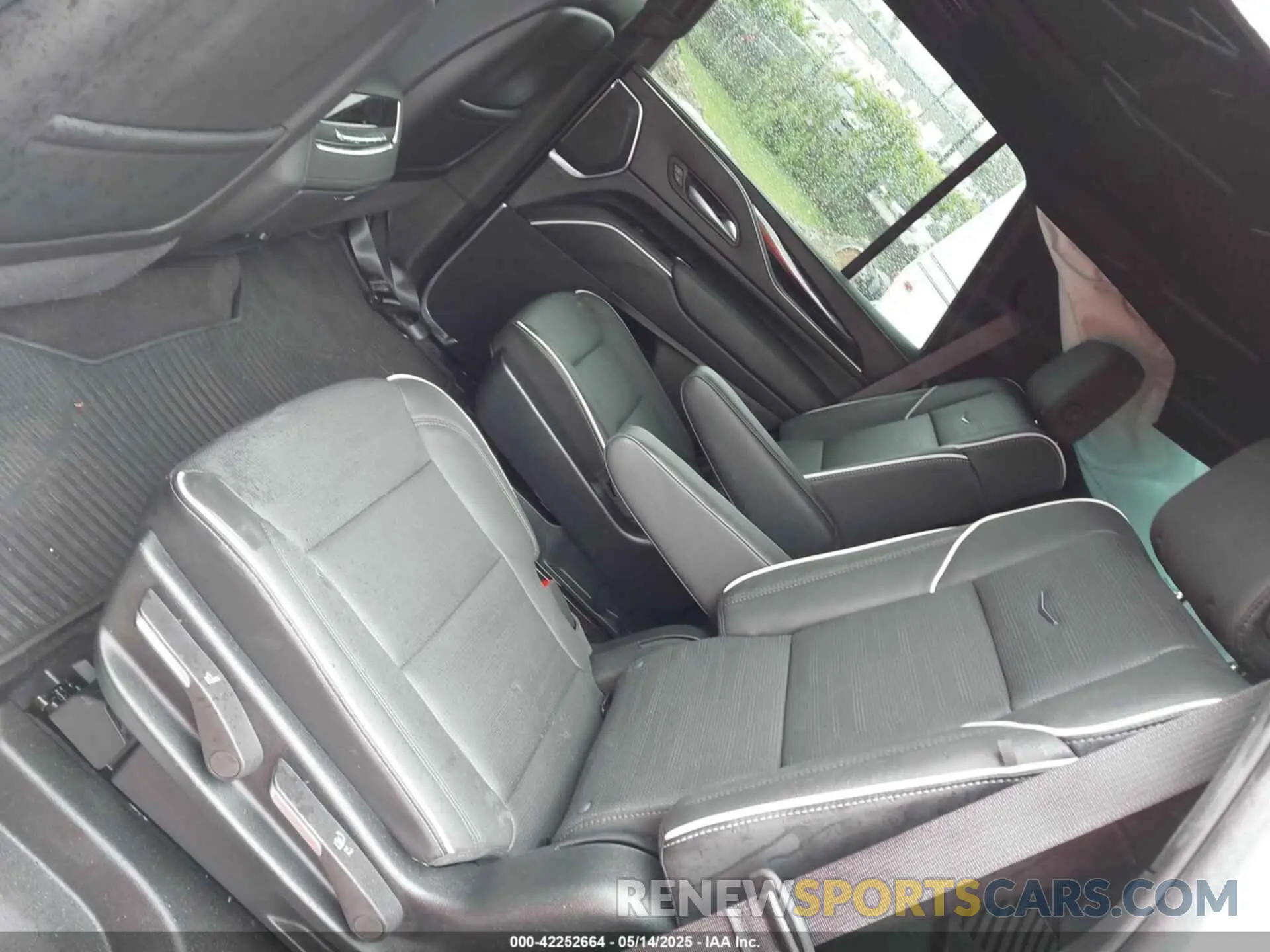 20 fotografías del automóvil dañado 1GYS4EKL1RR351567 CADILLAC ESCALADE 2024