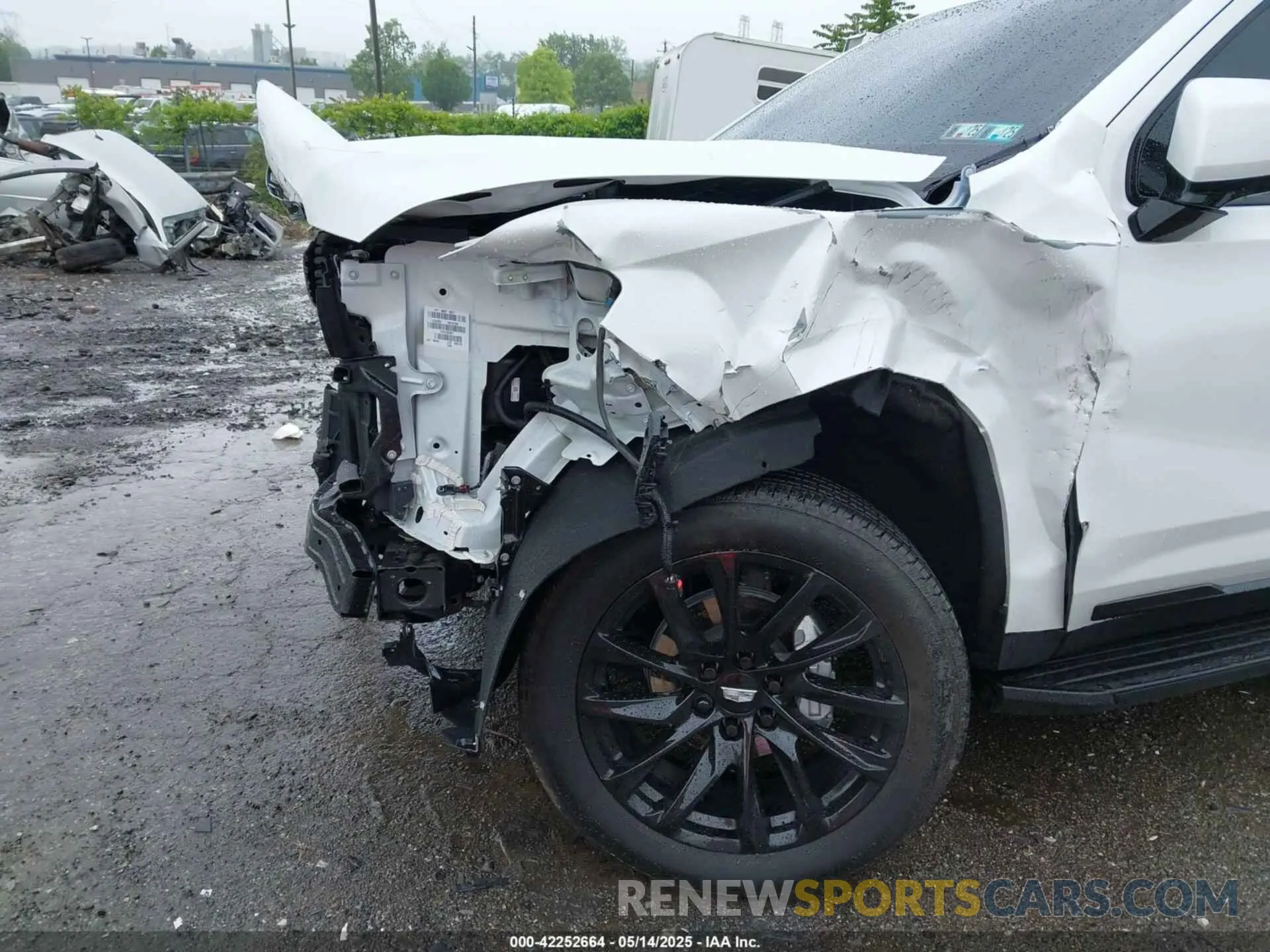 21 fotografías del automóvil dañado 1GYS4EKL1RR351567 CADILLAC ESCALADE 2024