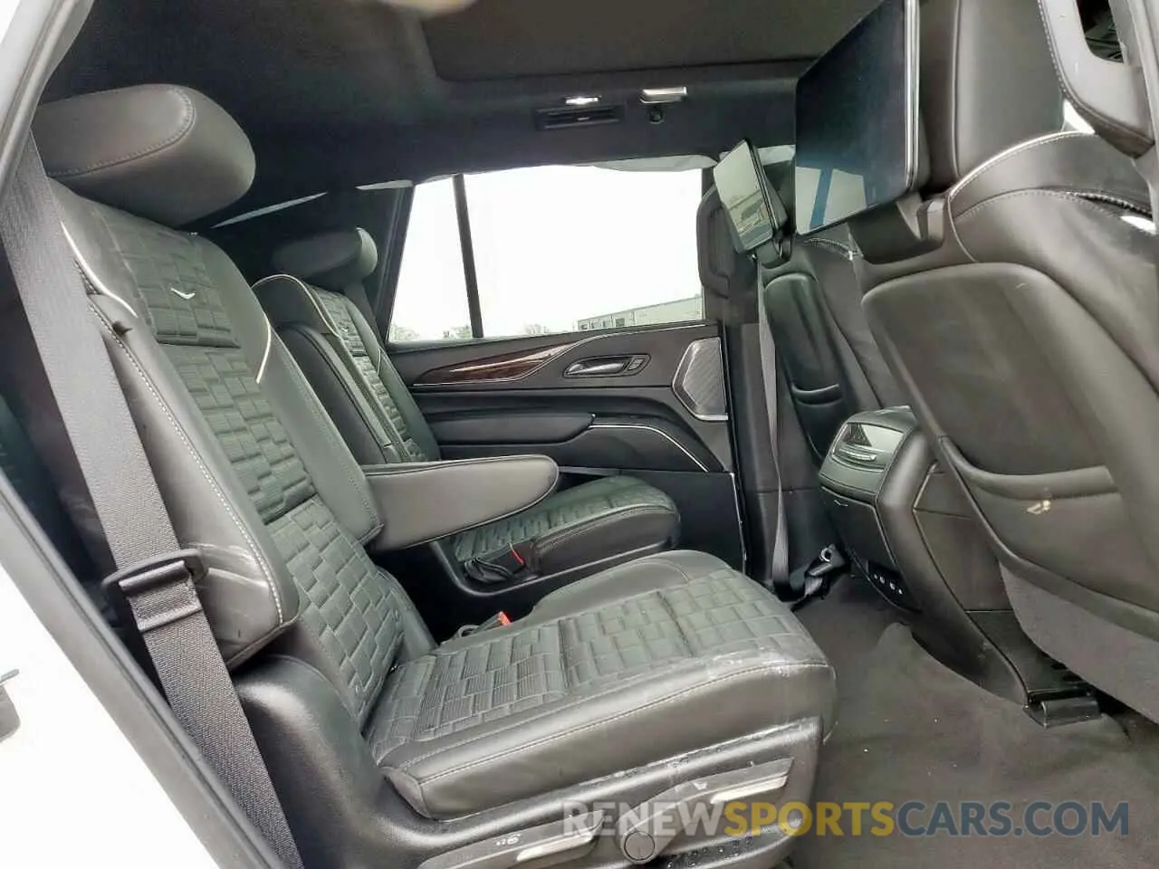 11 fotografías del automóvil dañado 1GYS4GKL9RR231253 CADILLAC ESCALADE 2024