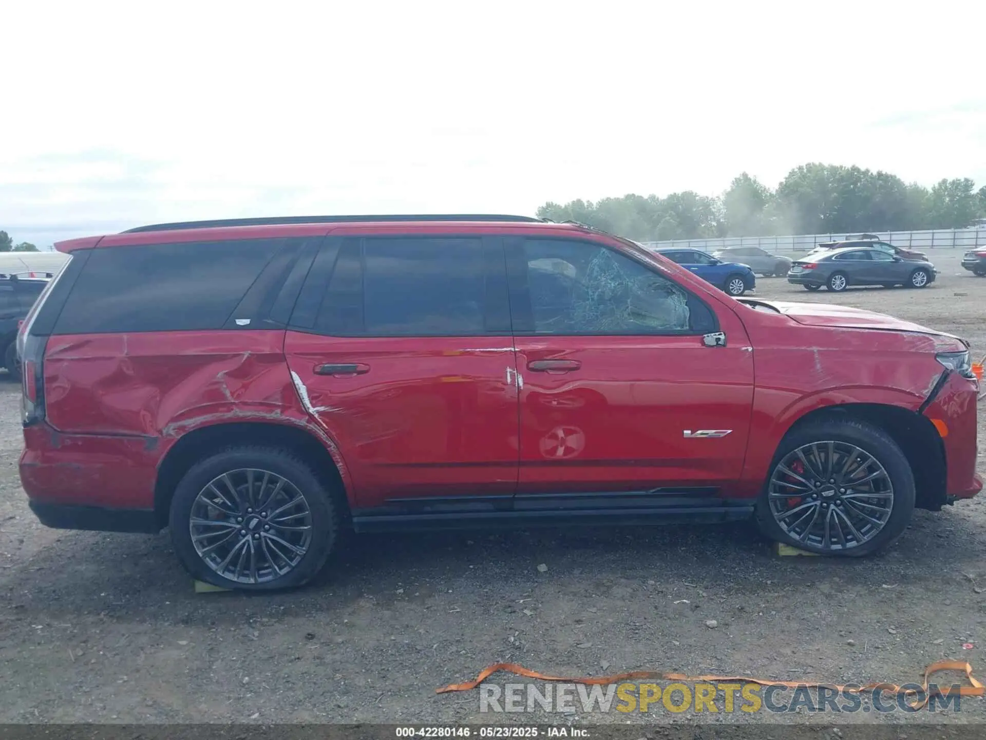 12 fotografías del automóvil dañado 1GYS4HK99RR339334 CADILLAC ESCALADE 2024