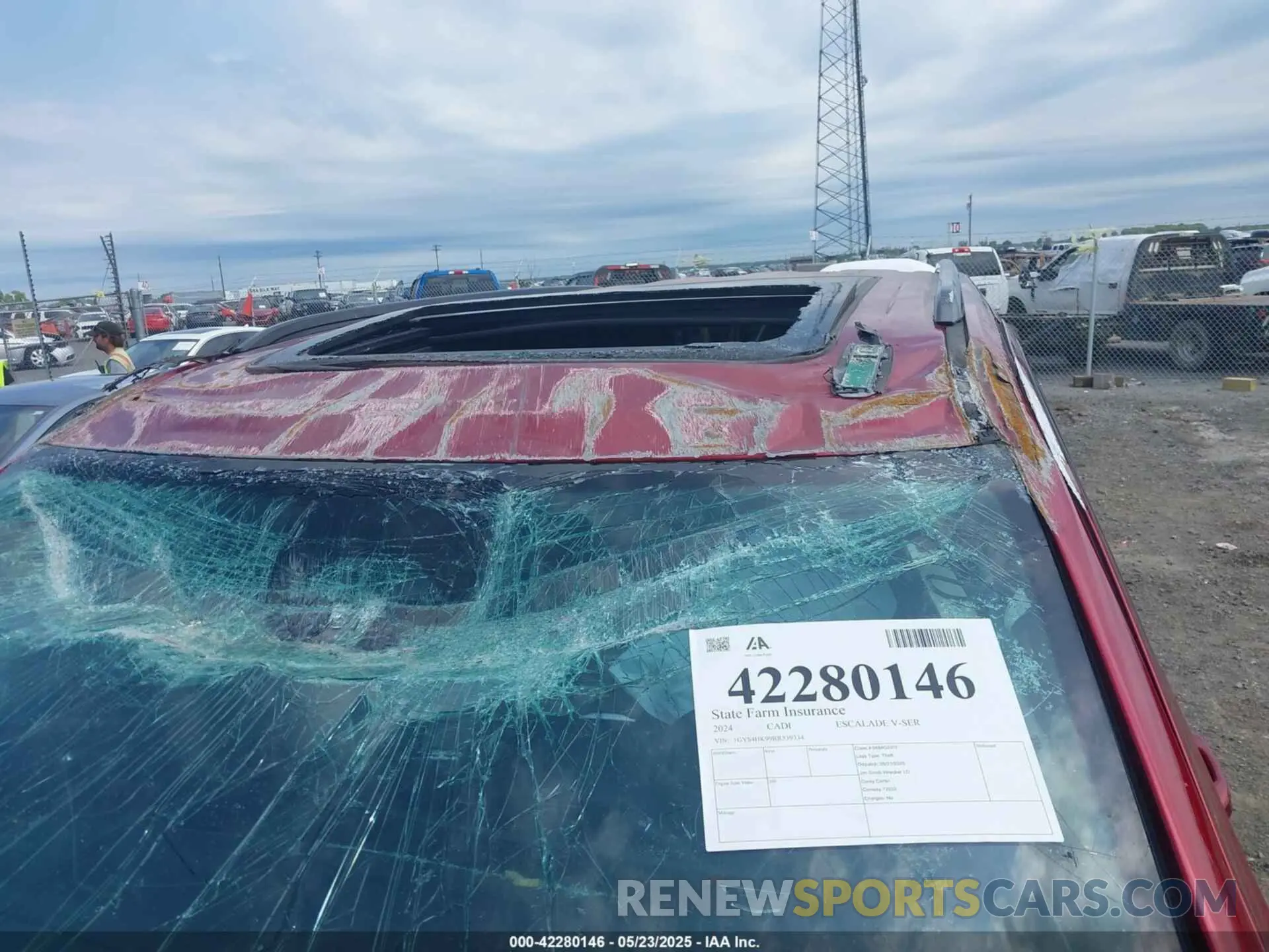 14 fotografías del automóvil dañado 1GYS4HK99RR339334 CADILLAC ESCALADE 2024