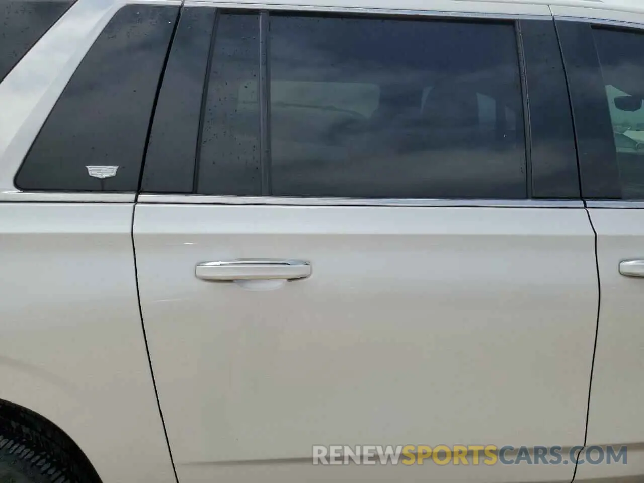 11 fotografías del automóvil dañado 1GYS4LKL6RR181811 CADILLAC ESCALADE 2024