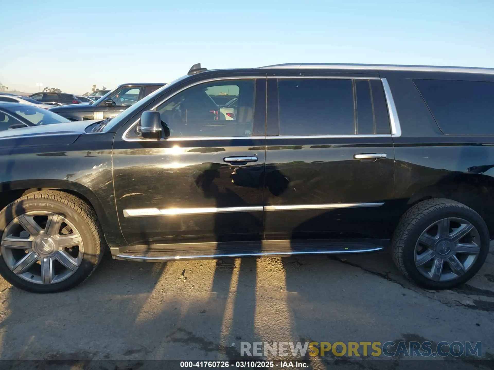 14 fotografías del automóvil dañado 1GYS3GKJ8LR232693 CADILLAC ESCALADE ESV 2020