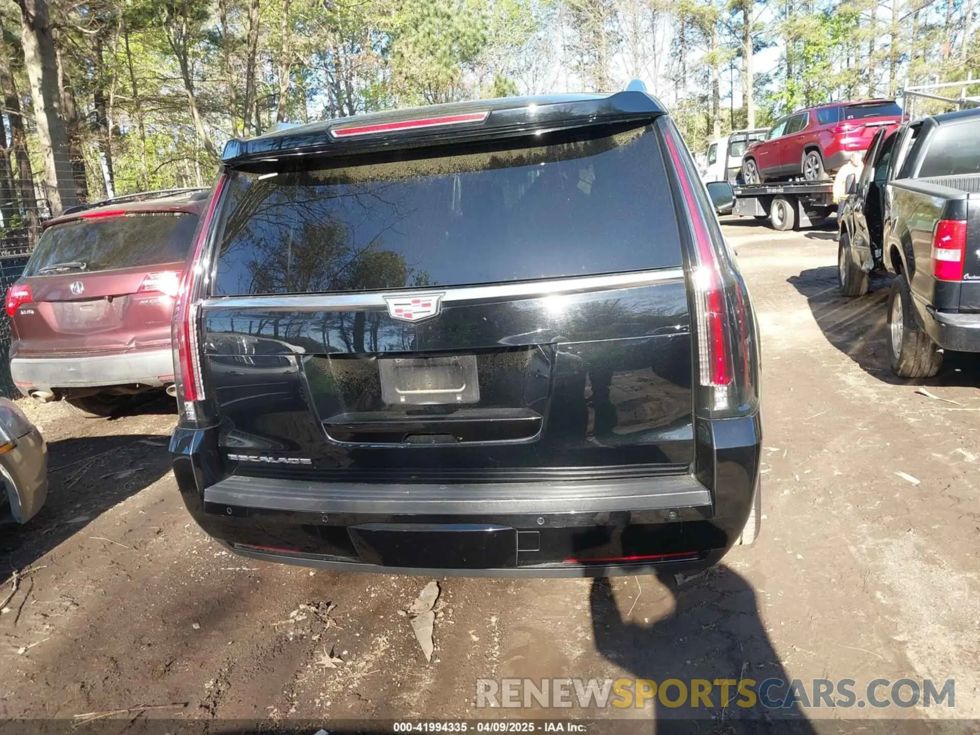 17 fotografías del automóvil dañado 1GYS4GKJ0LR270531 CADILLAC ESCALADE ESV 2020