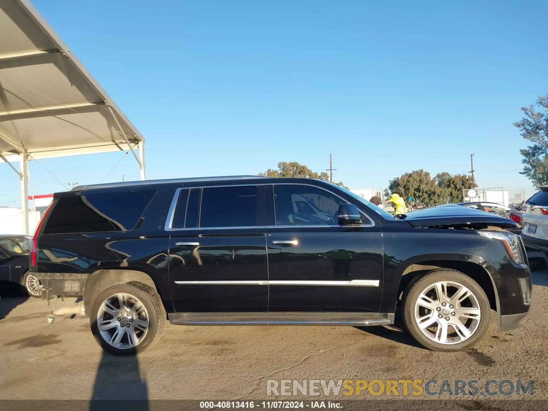 14 fotografías del automóvil dañado 1GYS4HKJ3LR181834 CADILLAC ESCALADE ESV 2020