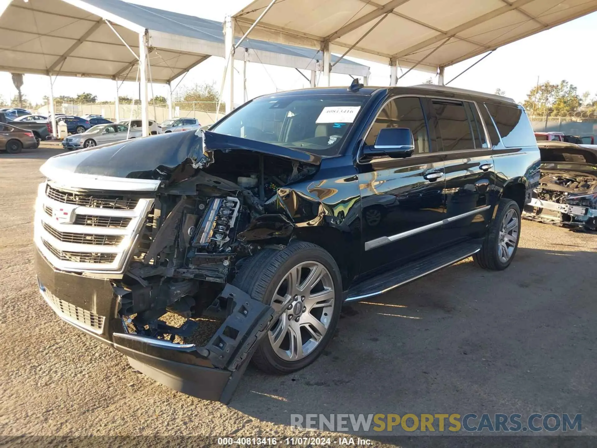 2 fotografías del automóvil dañado 1GYS4HKJ3LR181834 CADILLAC ESCALADE ESV 2020