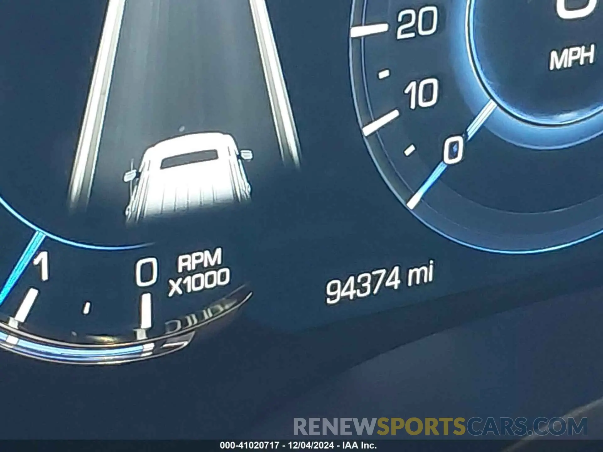 15 fotografías del automóvil dañado 1GYS4JKJ3LR218565 CADILLAC ESCALADE ESV 2020