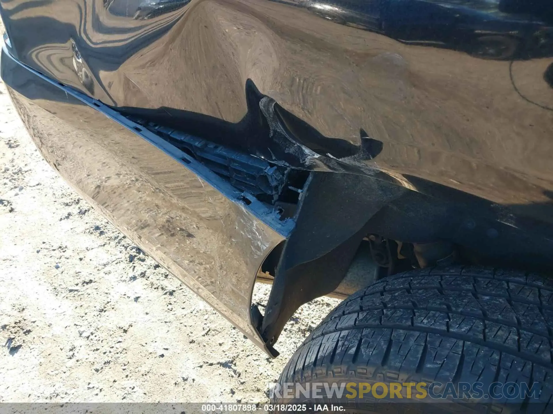 17 fotografías del automóvil dañado 1GYS4JKJ4LR152771 CADILLAC ESCALADE ESV 2020